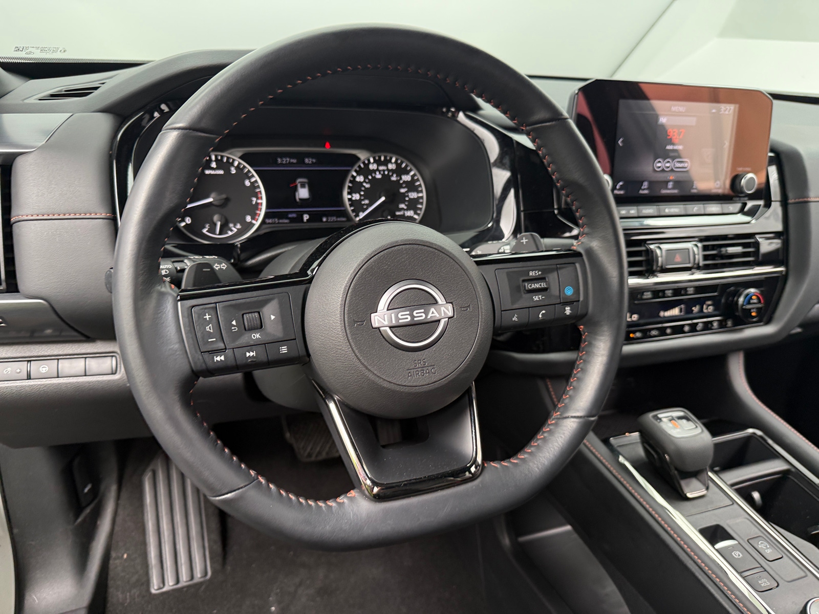Thumbnail: 2023 Nissan Pathfinder - 4