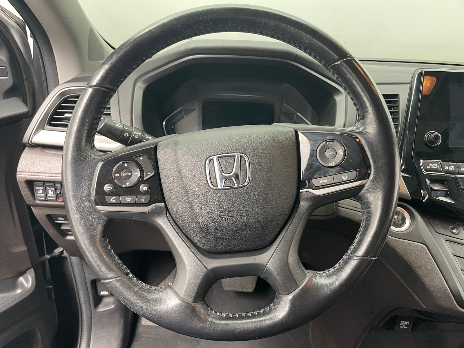 Thumbnail: 2019 Honda Odyssey - 4