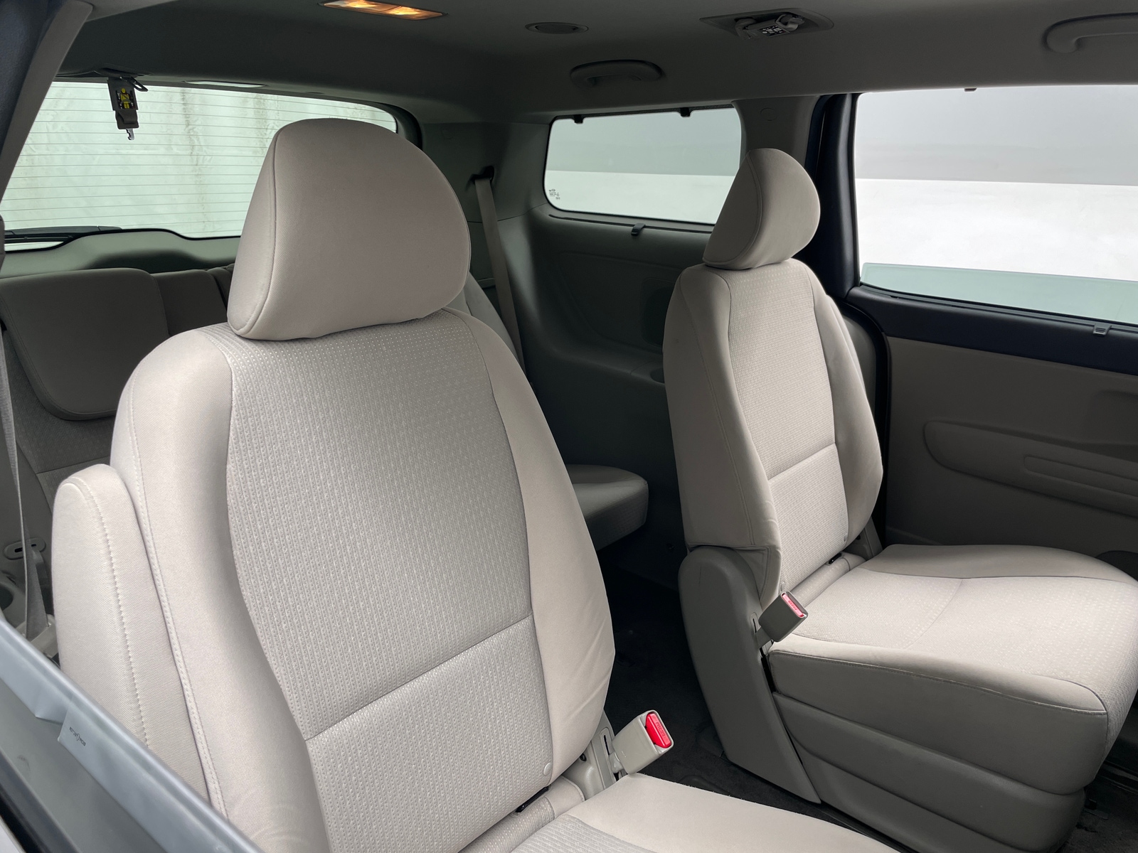 Thumbnail: 2016 Kia Sedona - 6