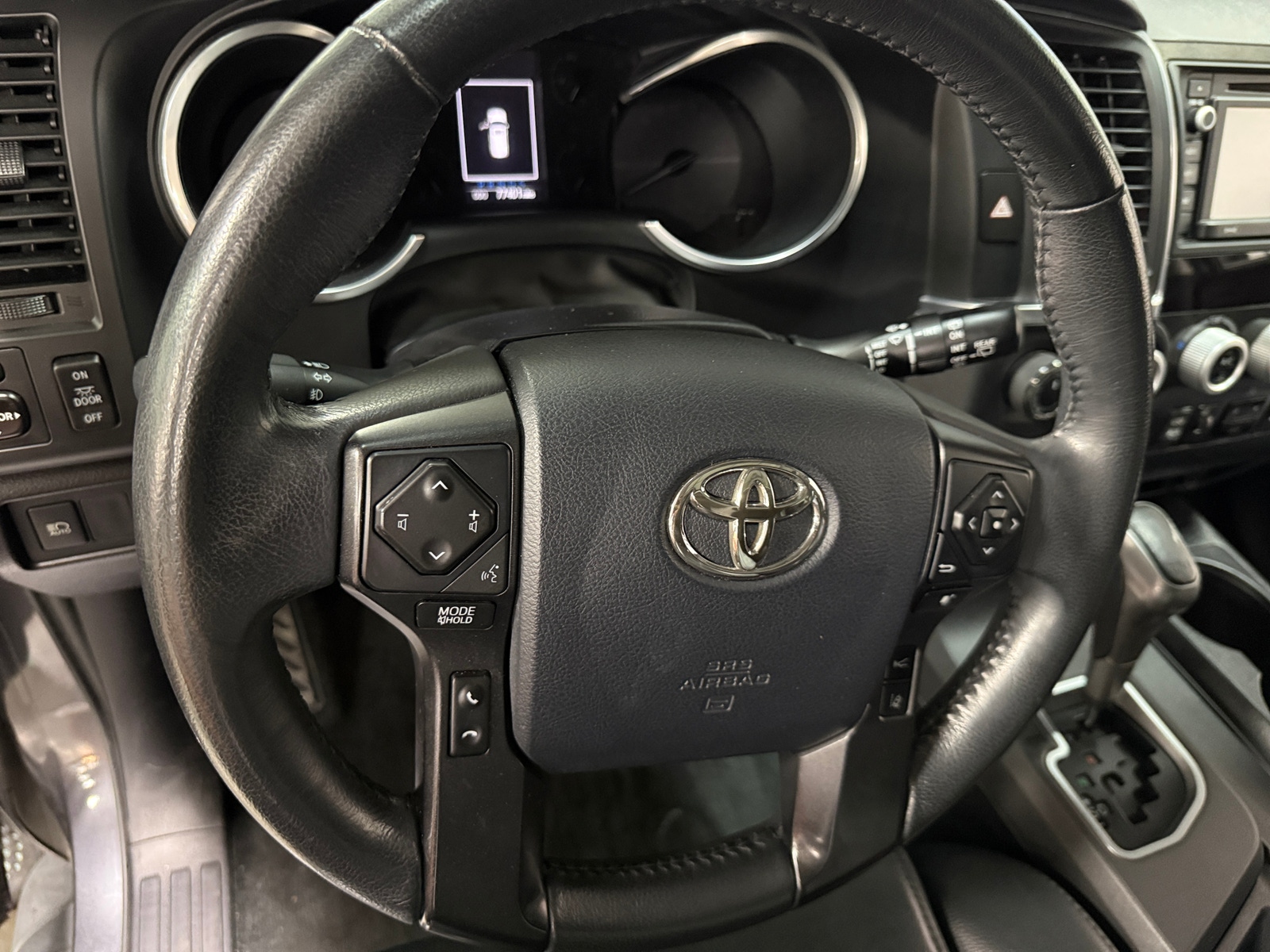 Thumbnail: 2018 Toyota Sequoia - 5