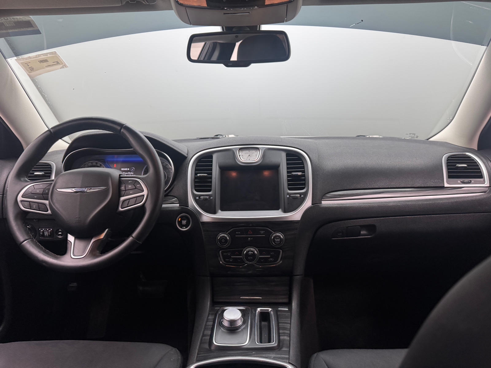 Thumbnail: 2018 Chrysler 300 - 3