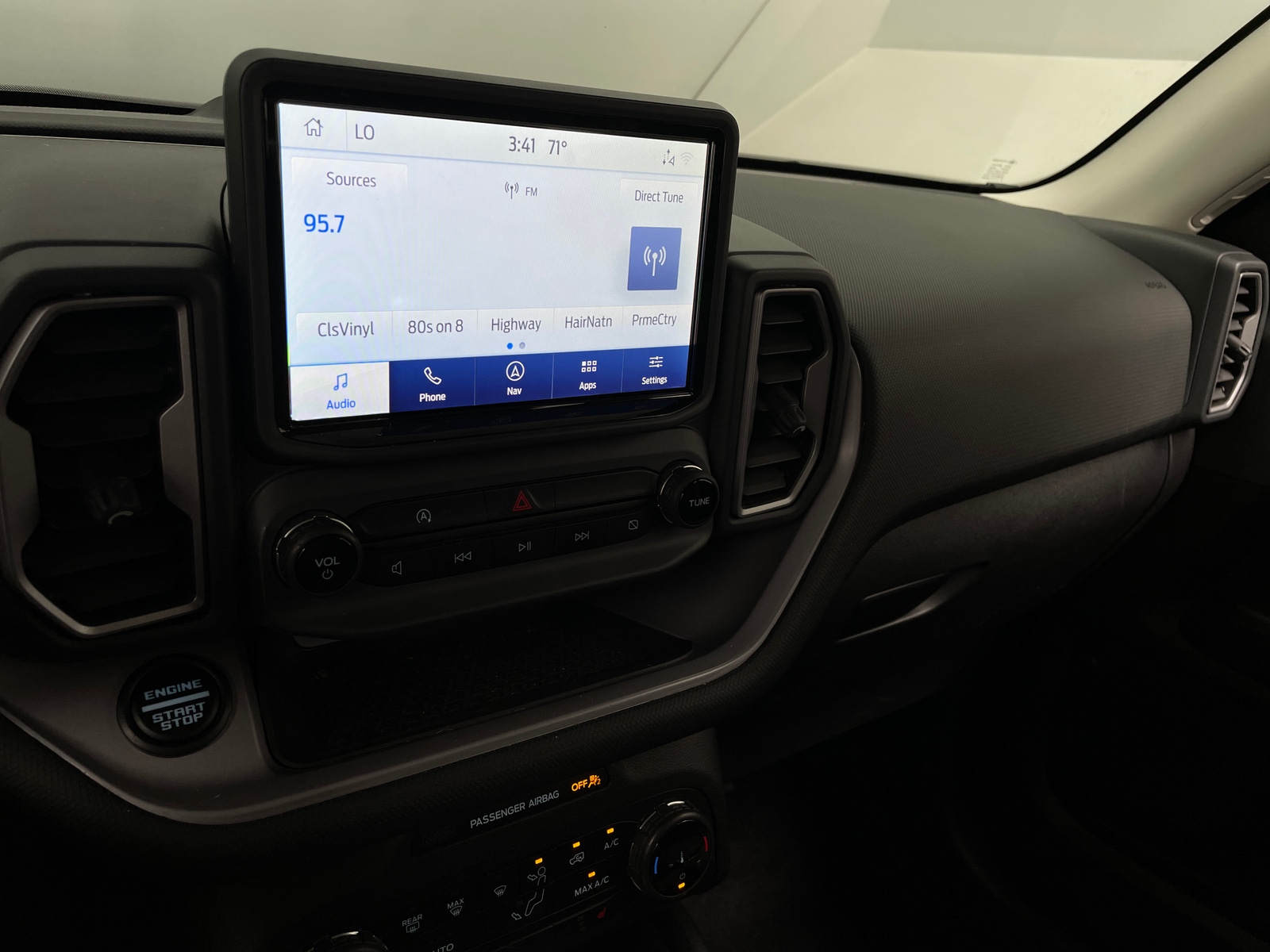 Thumbnail: 2023 Ford Bronco Sport - 4