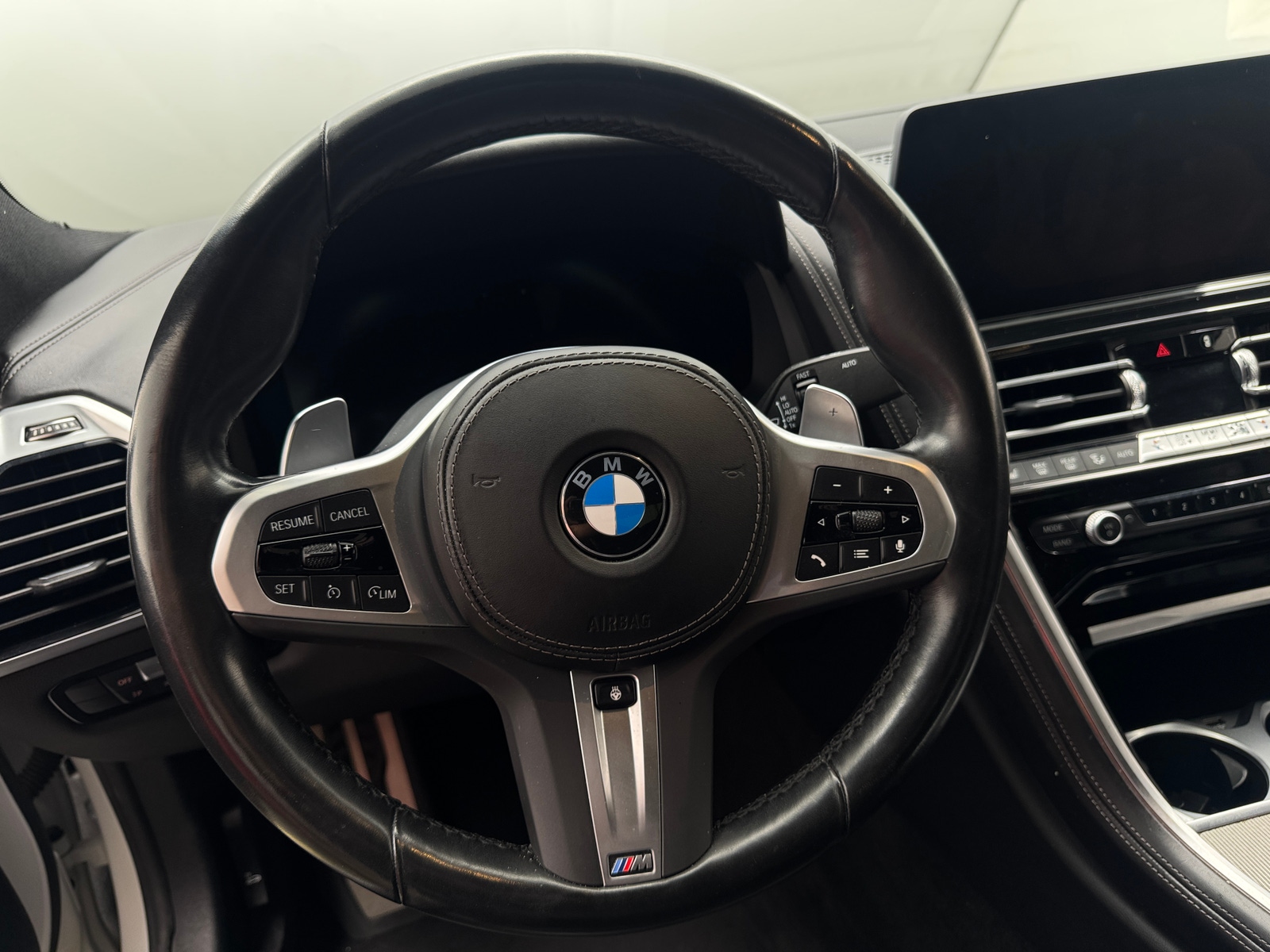 Thumbnail: 2023 BMW 8 Series - 3