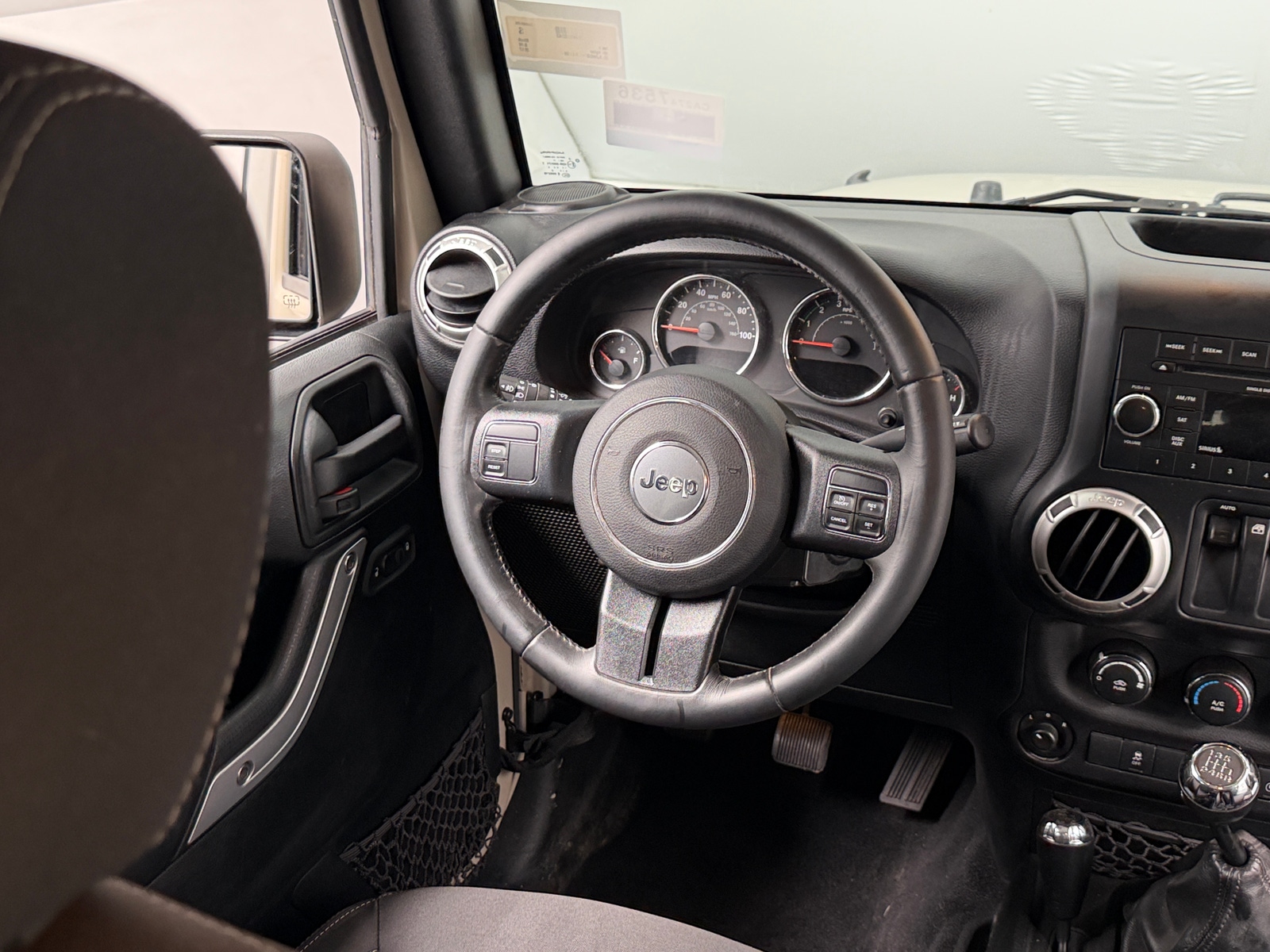 Thumbnail: 2017 Jeep Wrangler - 5