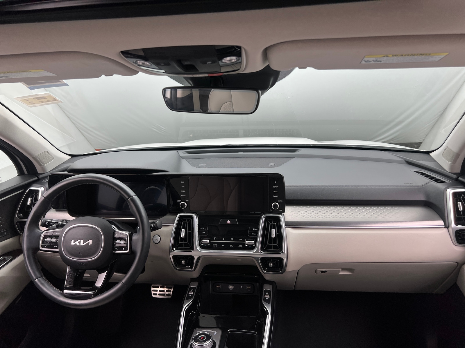 Thumbnail: 2022 Kia Sorento - 2