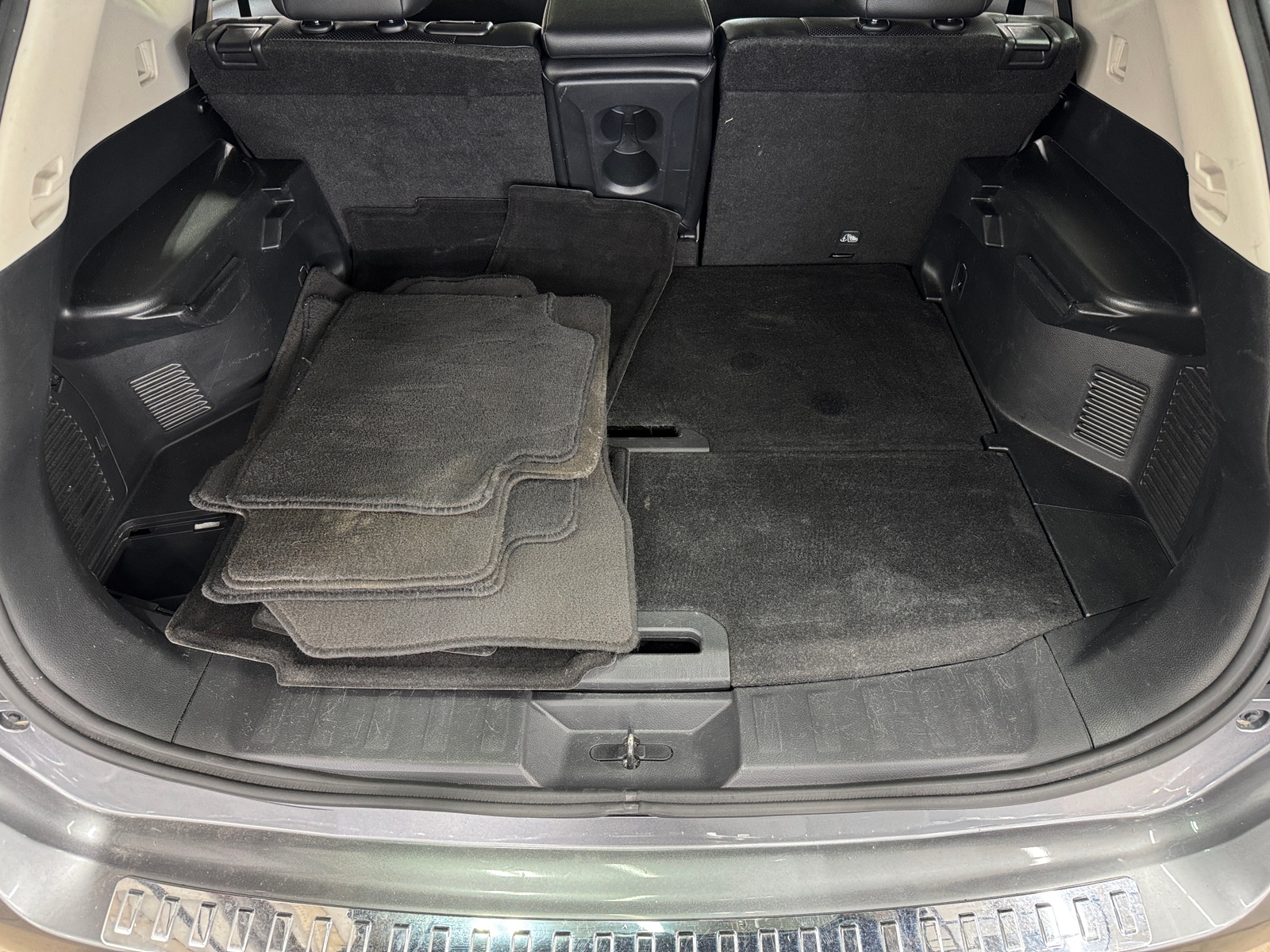 Thumbnail: 2019 Nissan Rogue - 7