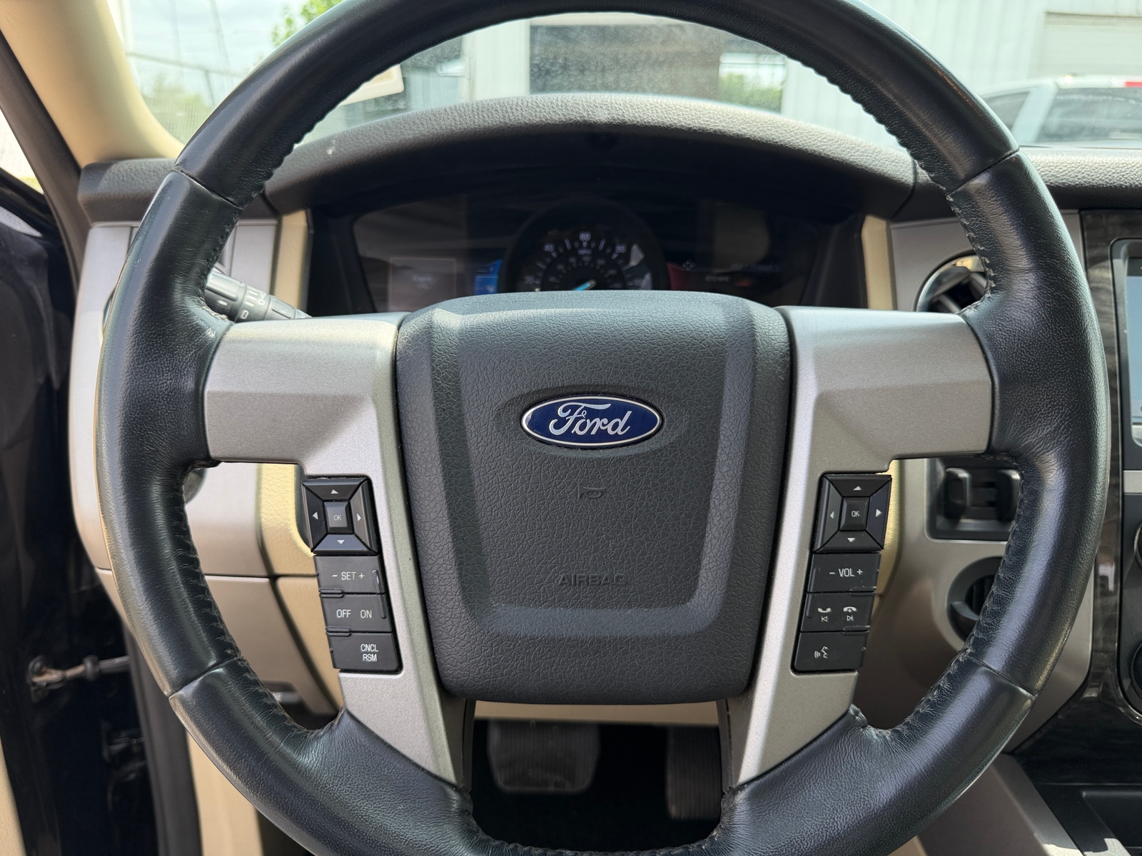 Thumbnail: 2017 Ford Expedition - 4
