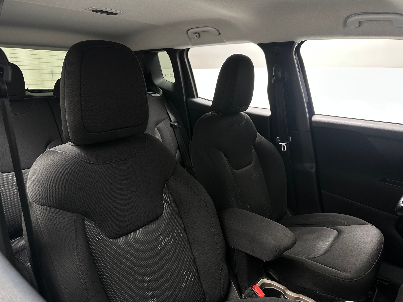 Thumbnail: 2017 Jeep Renegade - 2