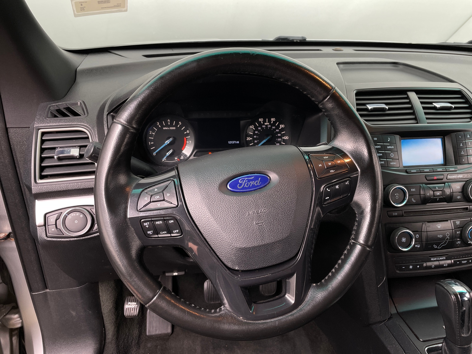 Thumbnail: 2016 Ford Explorer - 5
