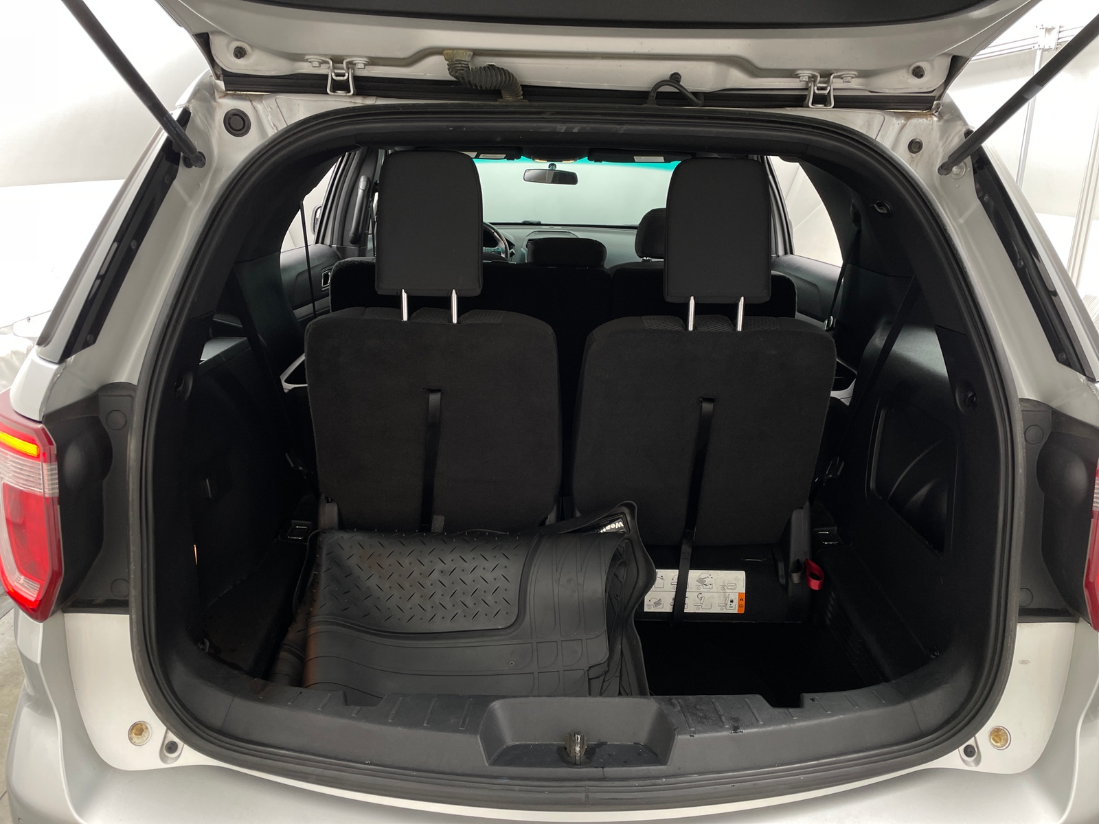 Thumbnail: 2016 Ford Explorer - 7