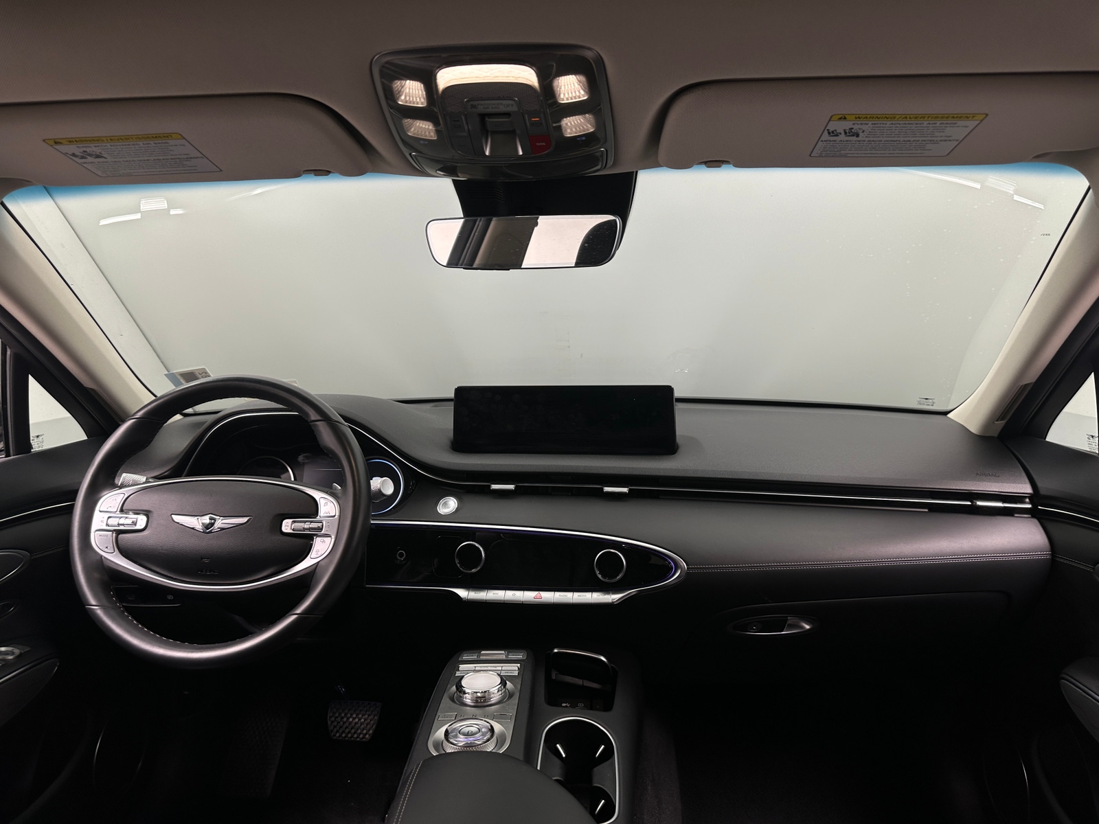 Thumbnail: 2022 Genesis GV70 - 2