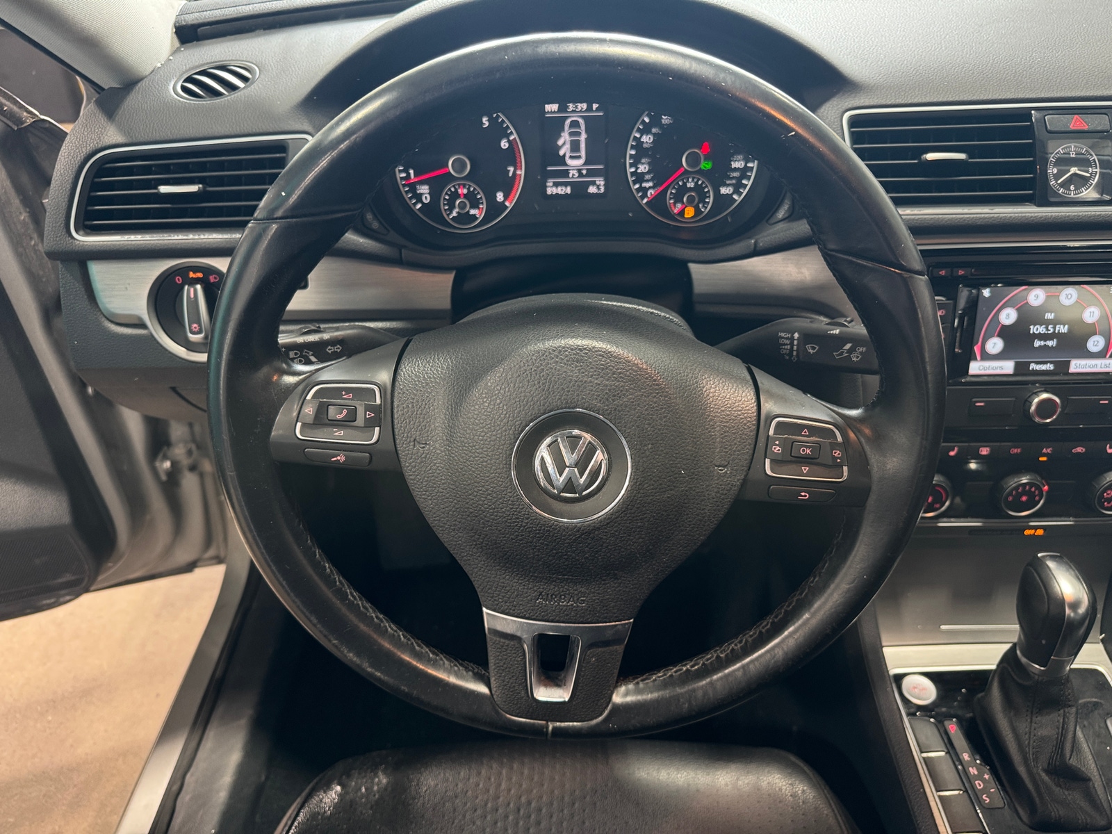 Thumbnail: 2014 Volkswagen Passat - 4