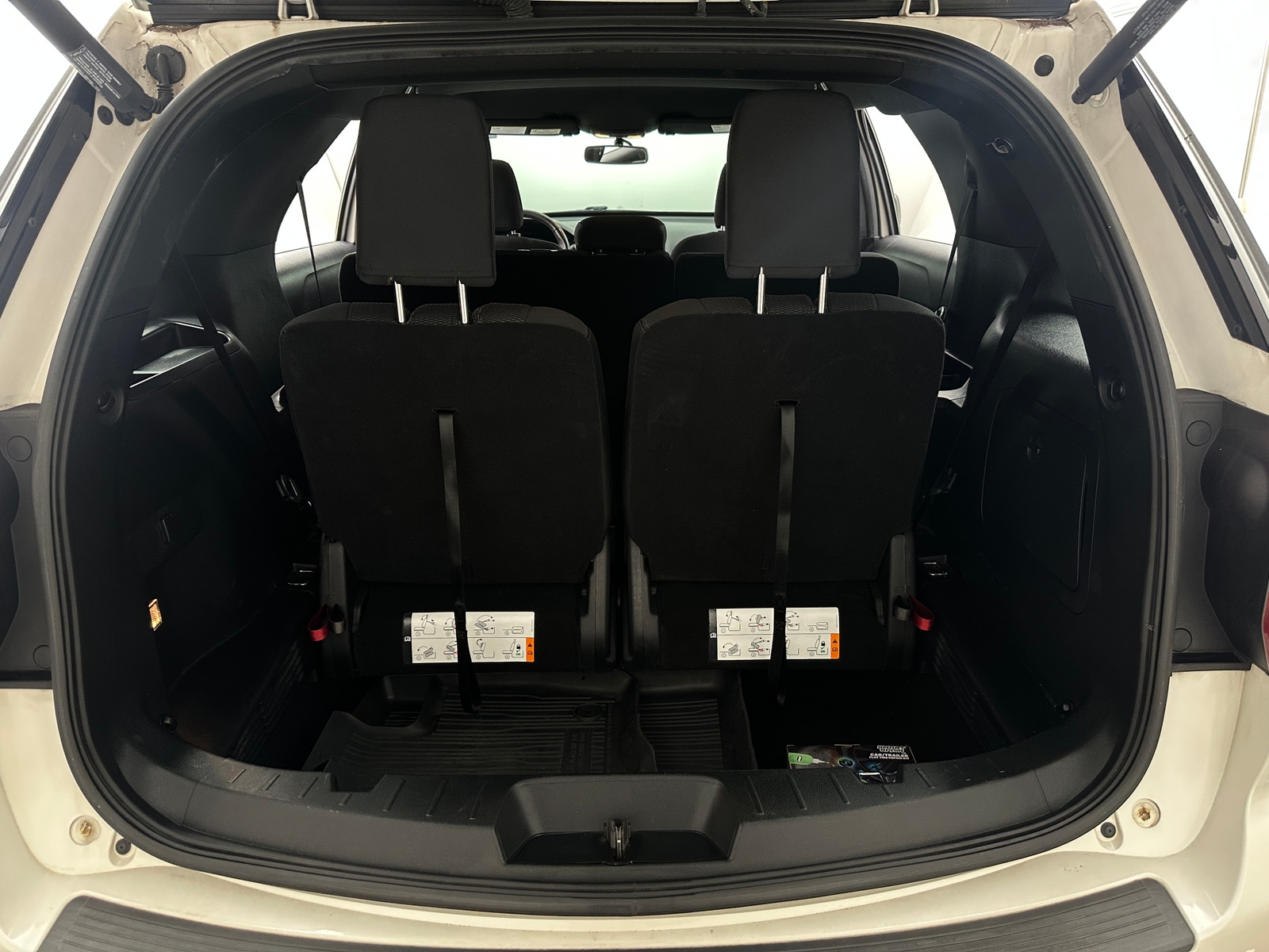 Thumbnail: 2019 Ford Explorer - 7