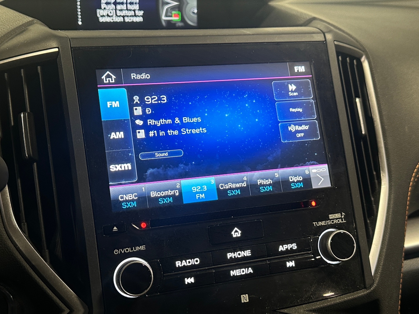 Thumbnail: 2019 Subaru Crosstrek - 3