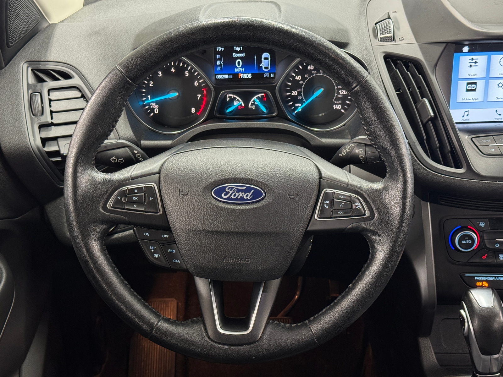 Thumbnail: 2019 Ford Escape - 4