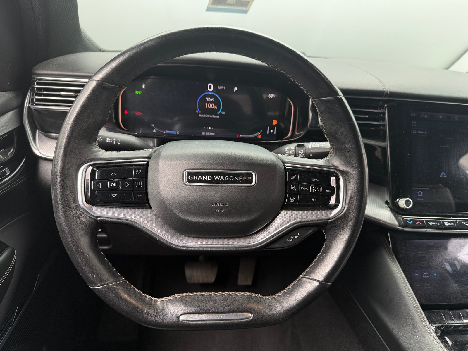 Thumbnail: 2022 Jeep Grand Wagoneer - 4