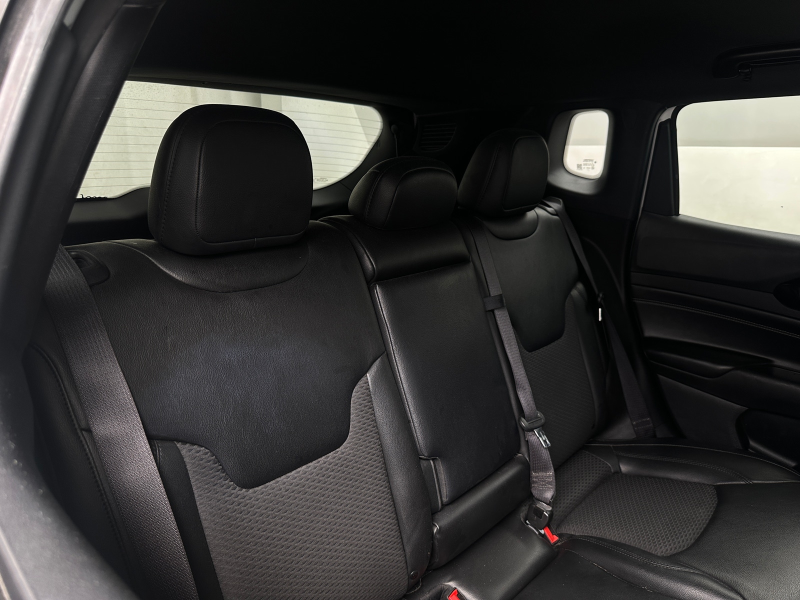 Thumbnail: 2022 Jeep Compass - 6
