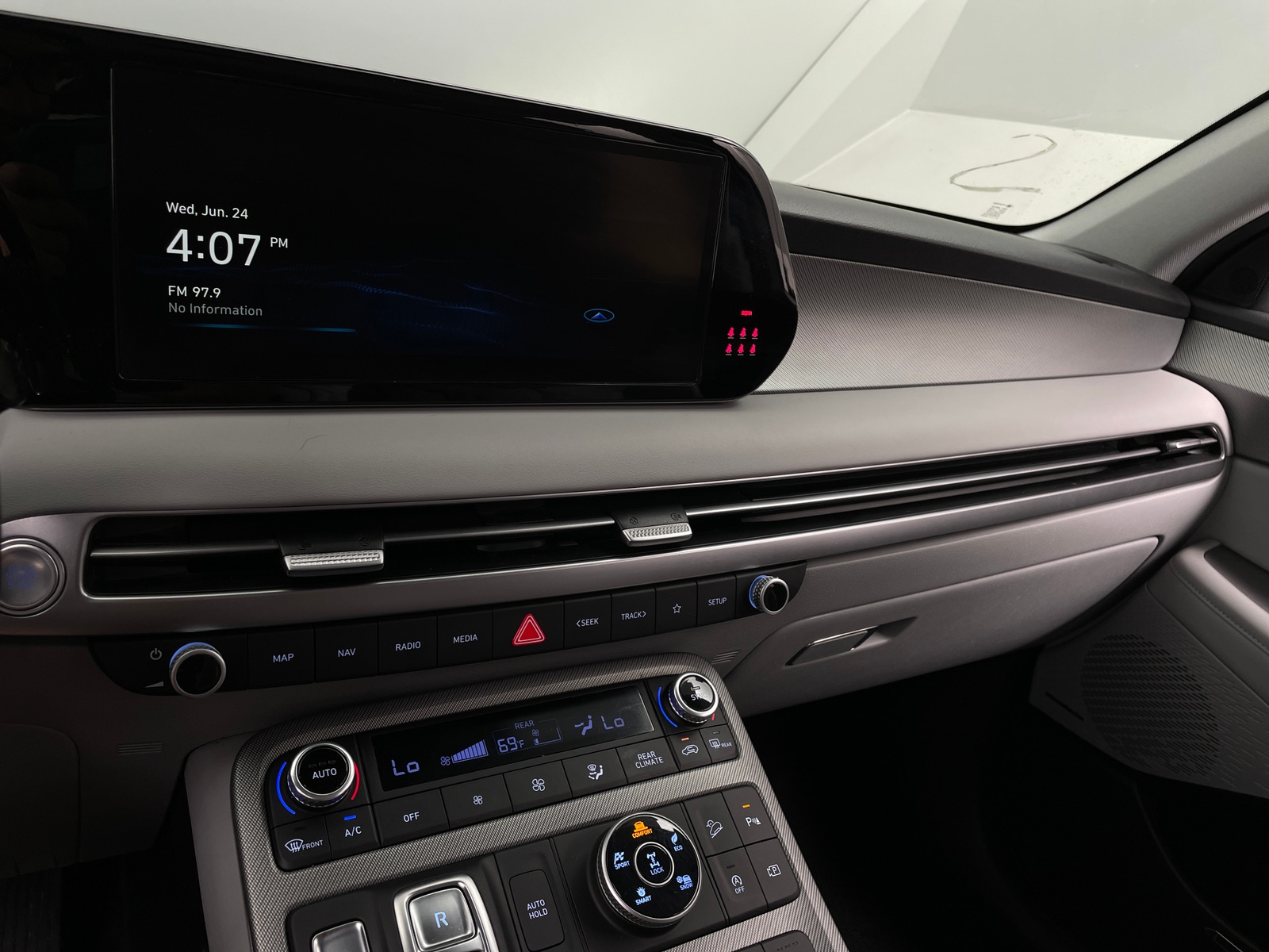 Thumbnail: 2023 Hyundai Palisade - 3