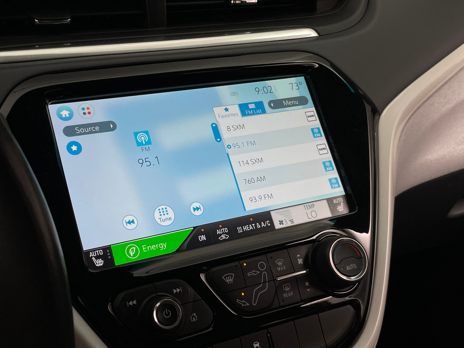 Thumbnail: 2017 Chevrolet Bolt EV - 4