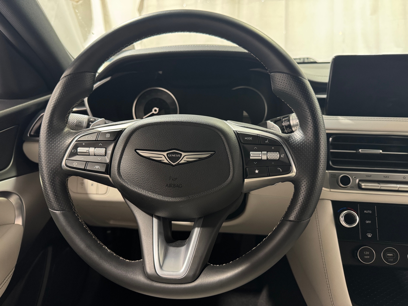 Thumbnail: 2025 Genesis G70 - 4