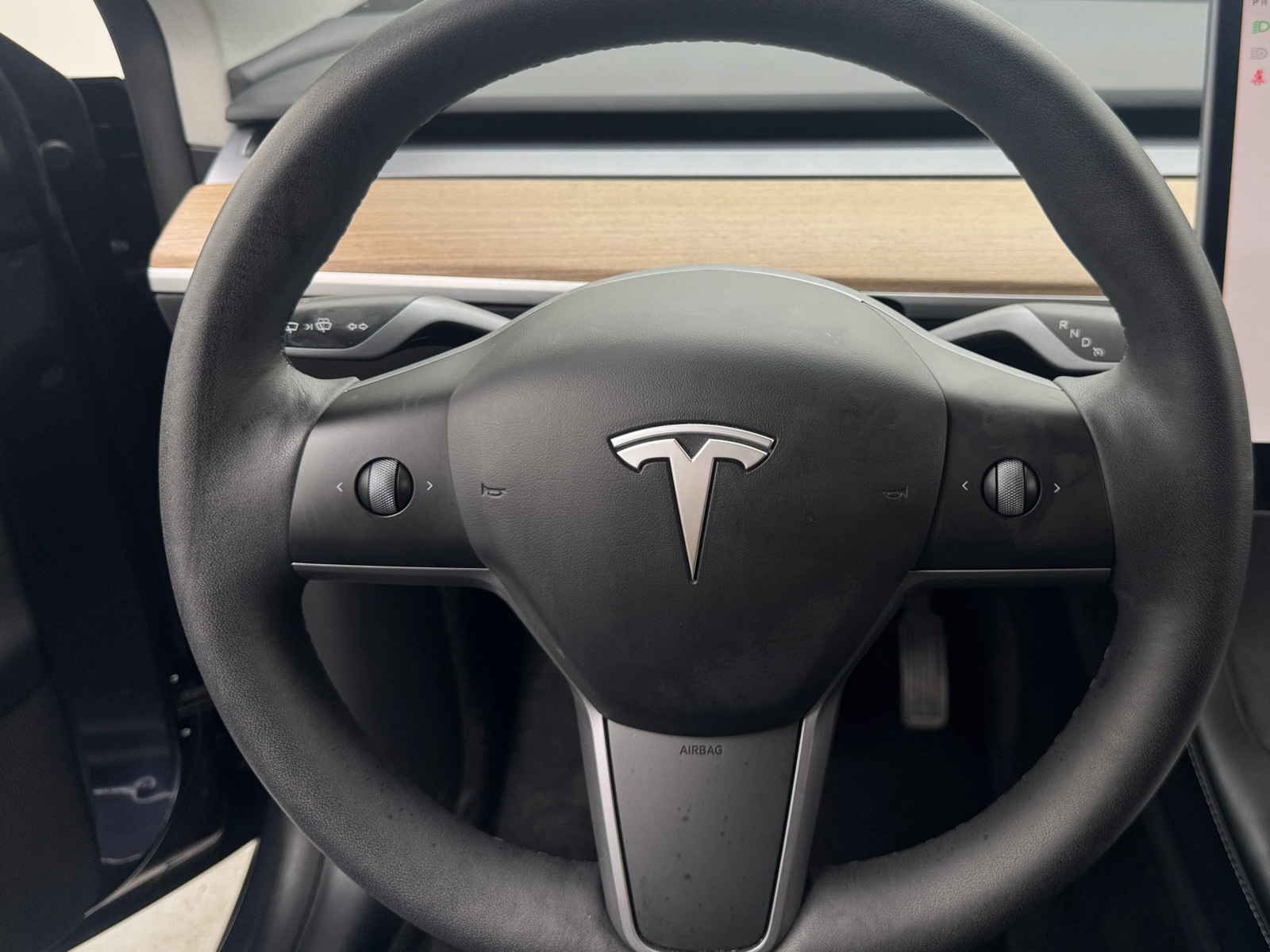 Thumbnail: 2023 Tesla Model Y - 4