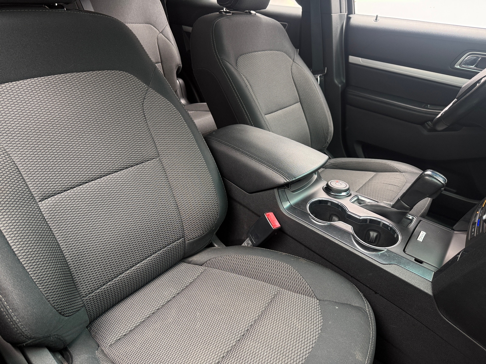 Thumbnail: 2017 Ford Explorer - 2