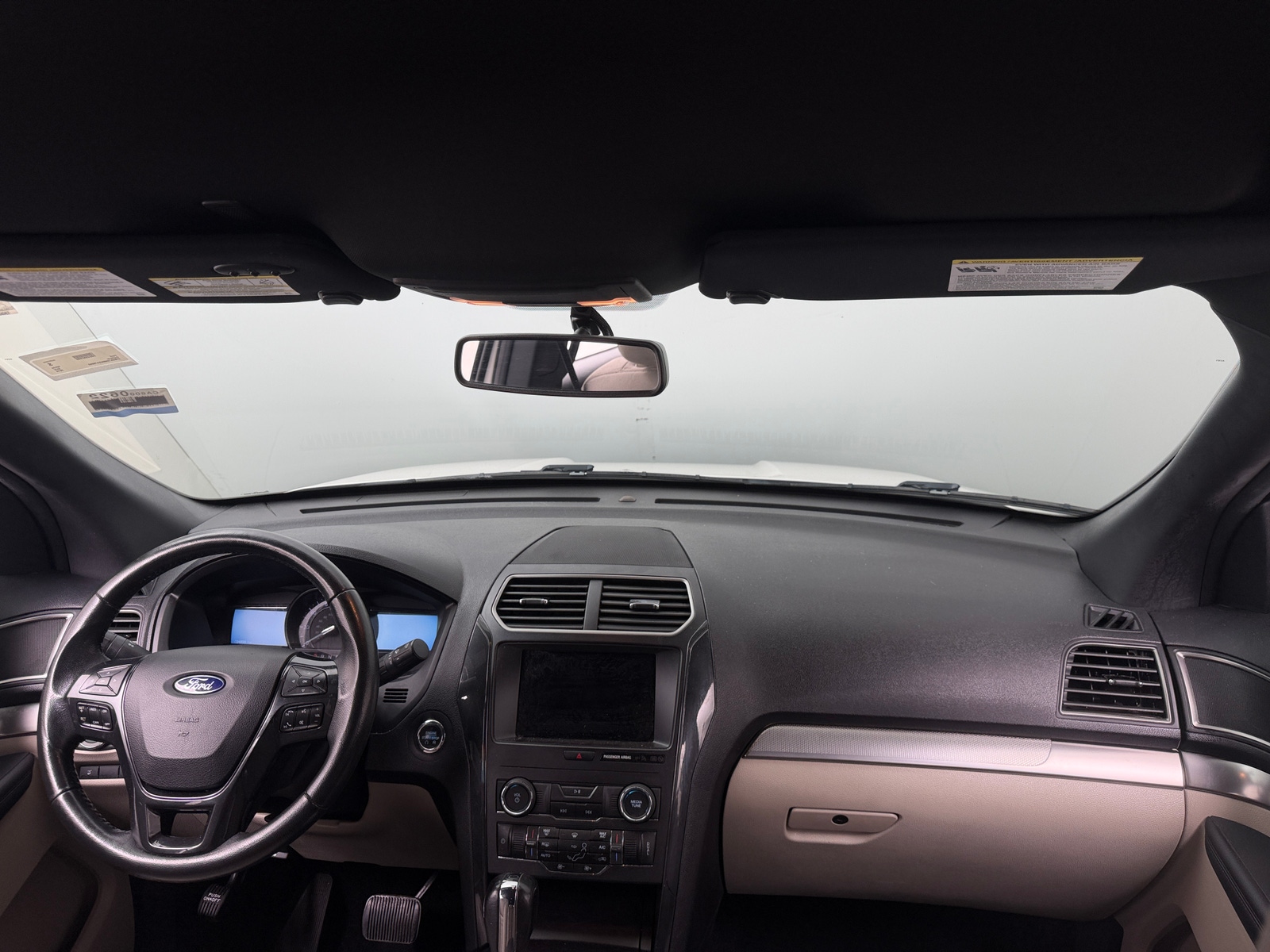 Thumbnail: 2019 Ford Explorer - 3