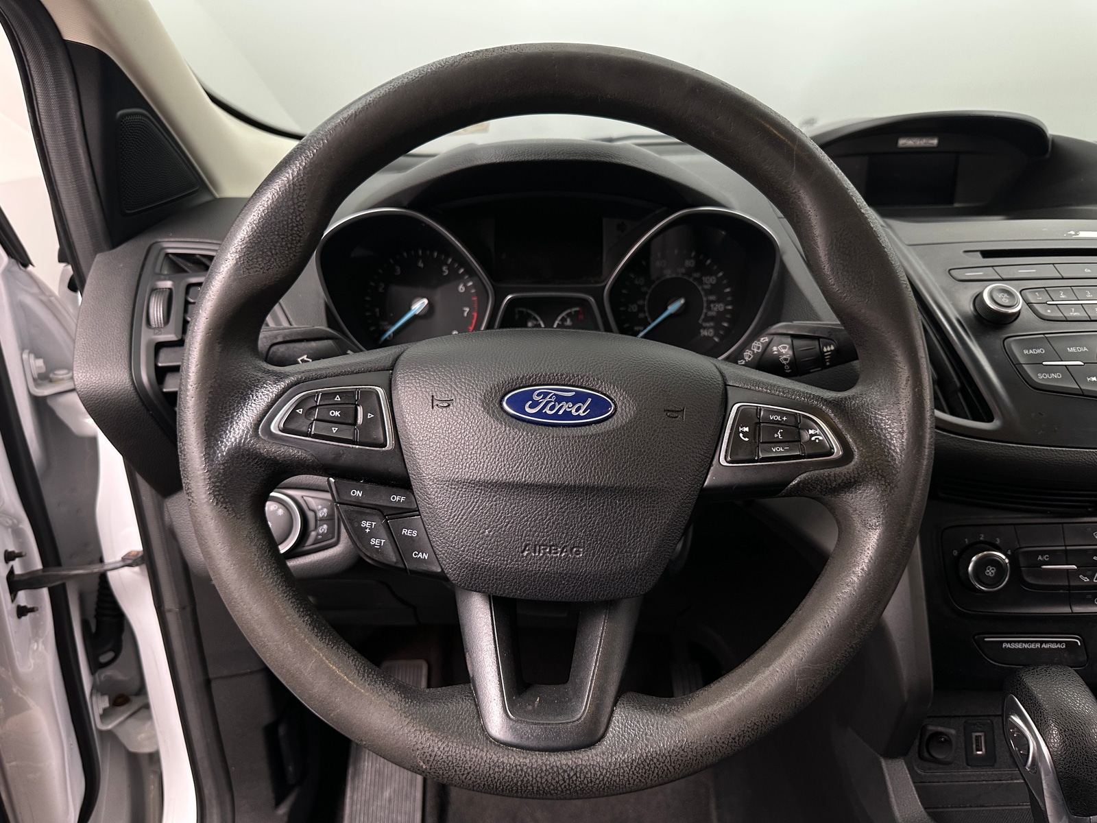Thumbnail: 2017 Ford Escape - 5