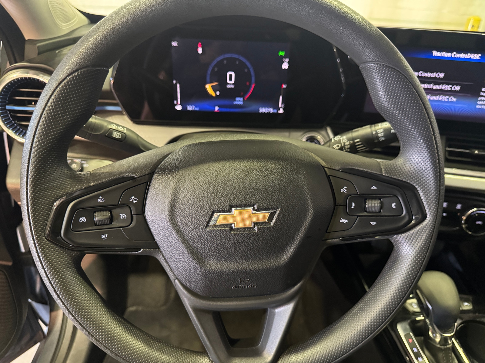 Thumbnail: 2025 Chevrolet Trax - 5