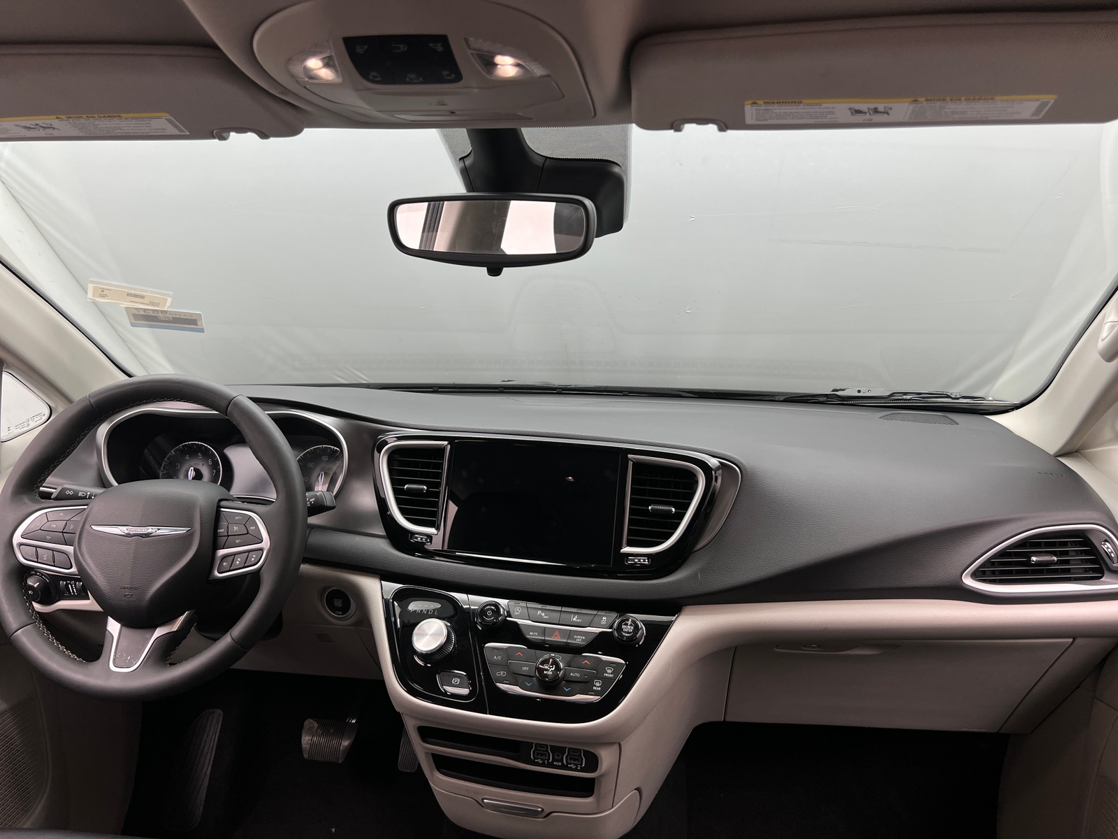 Thumbnail: 2024 Chrysler Pacifica - 2