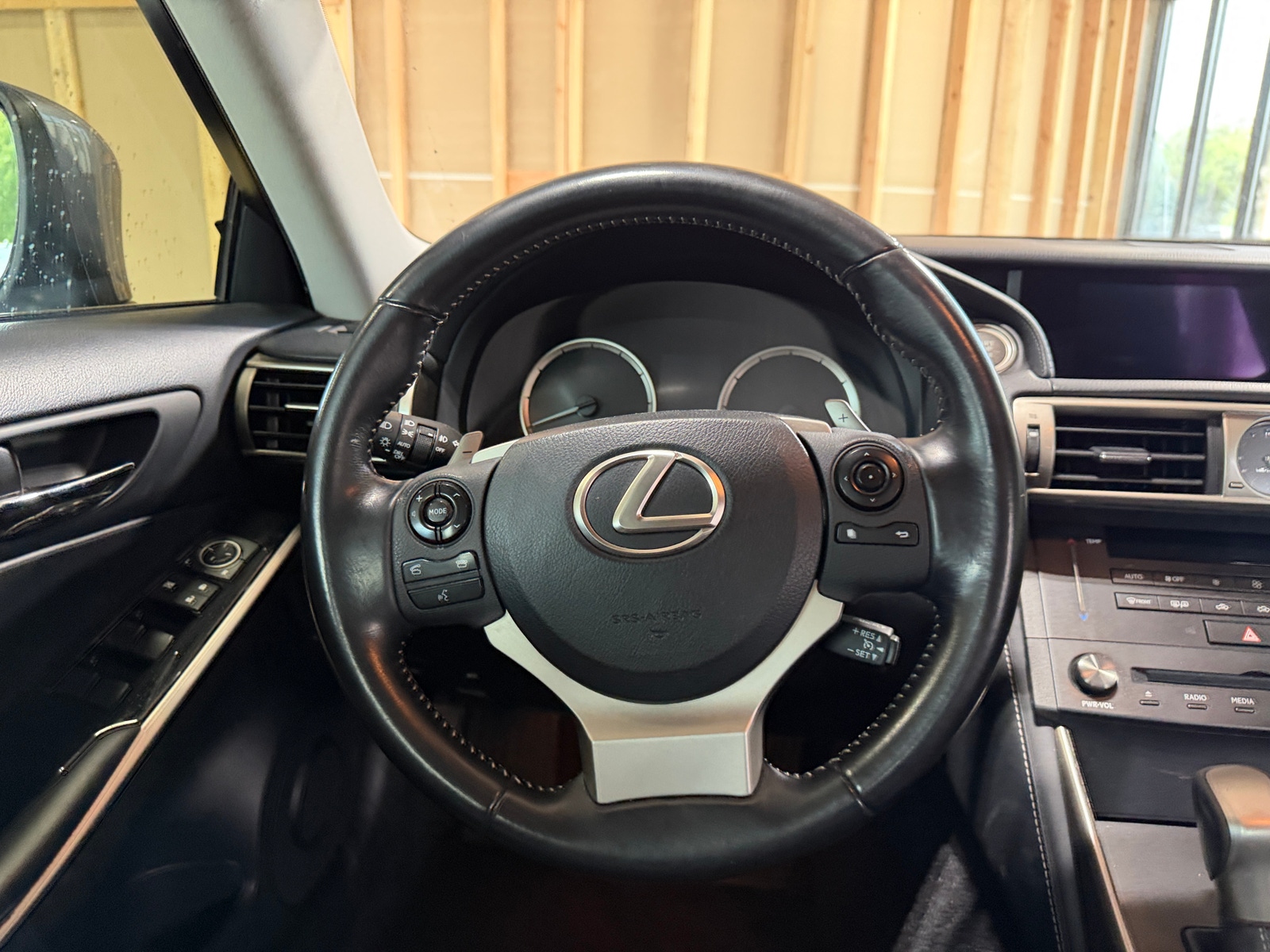 Thumbnail: 2016 Lexus IS - 4