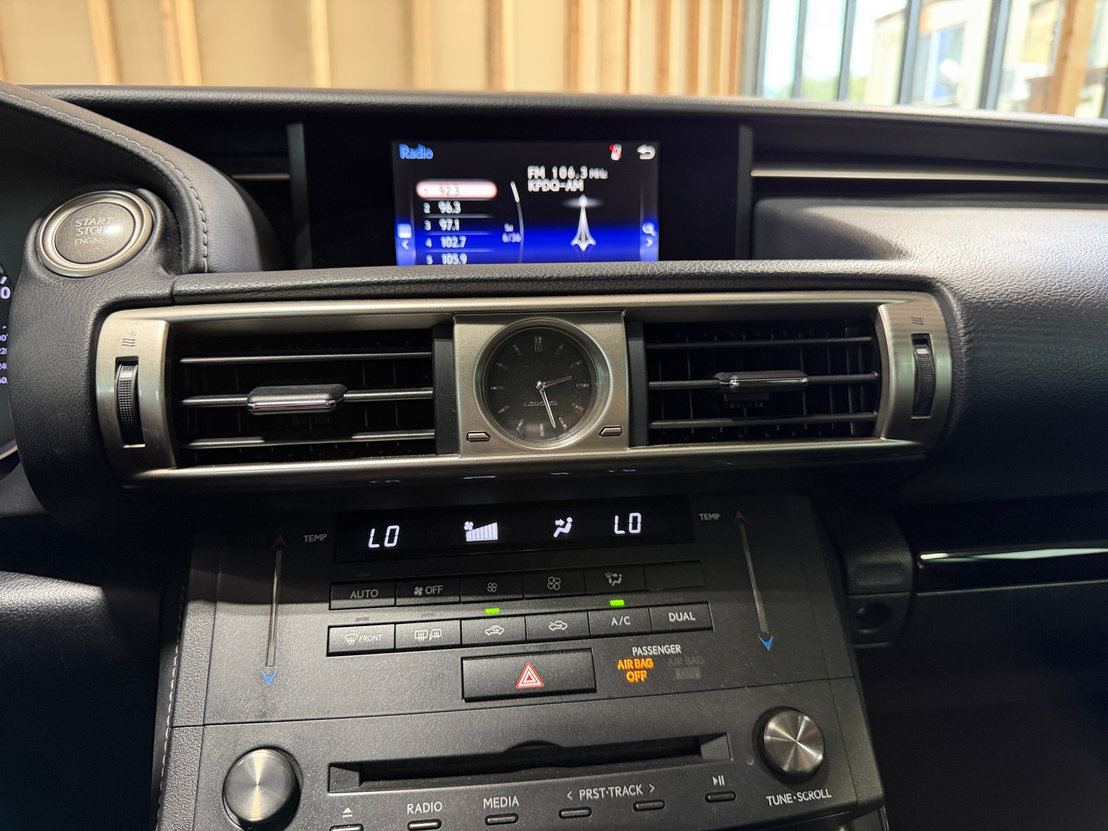 Thumbnail: 2016 Lexus IS - 3