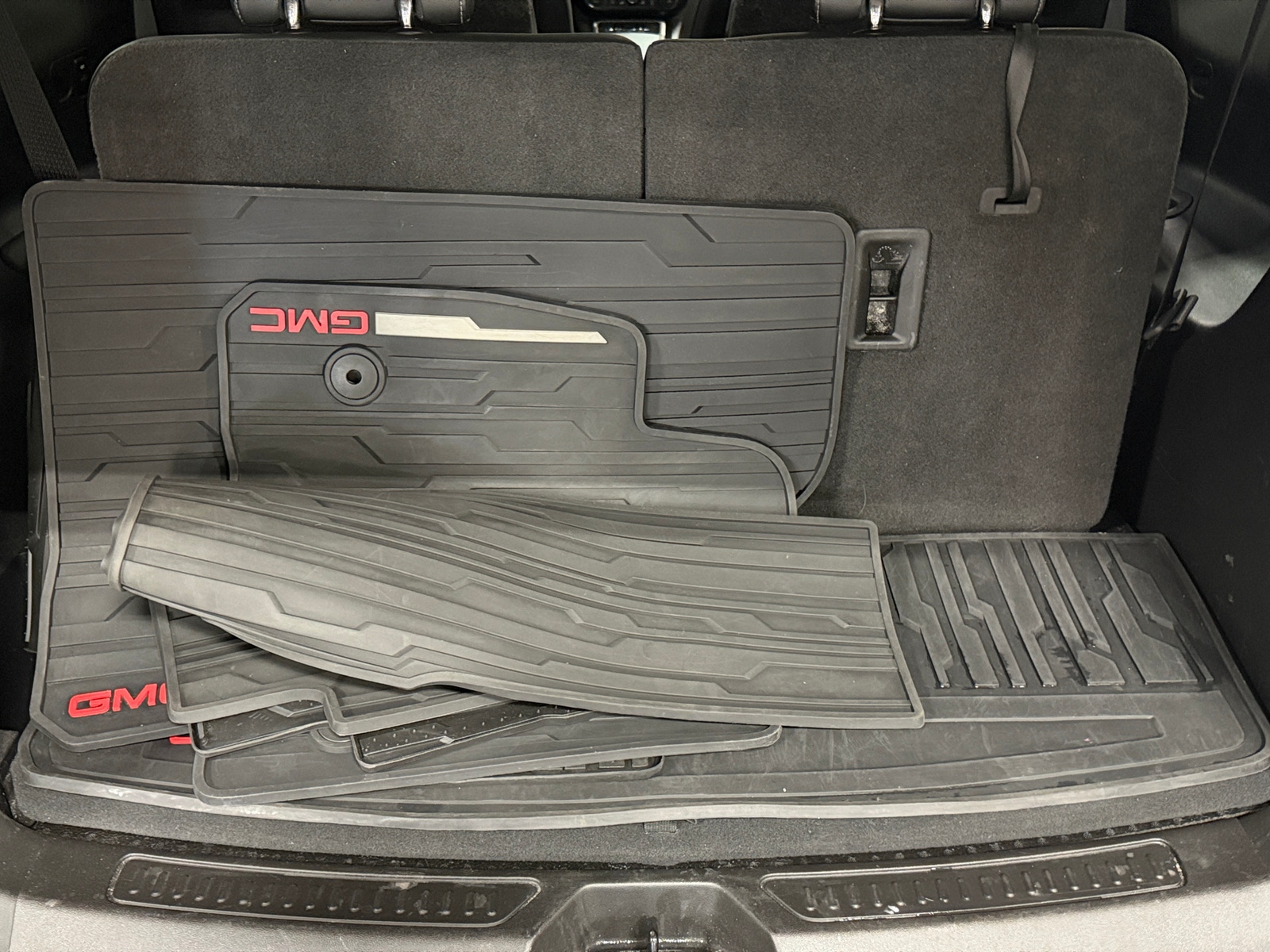 Thumbnail: 2023 GMC Acadia - 6