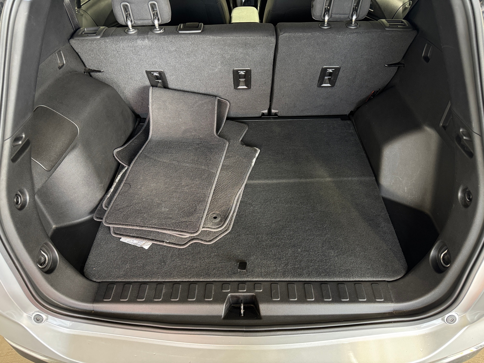 Thumbnail: 2018 Chevrolet Equinox - 7