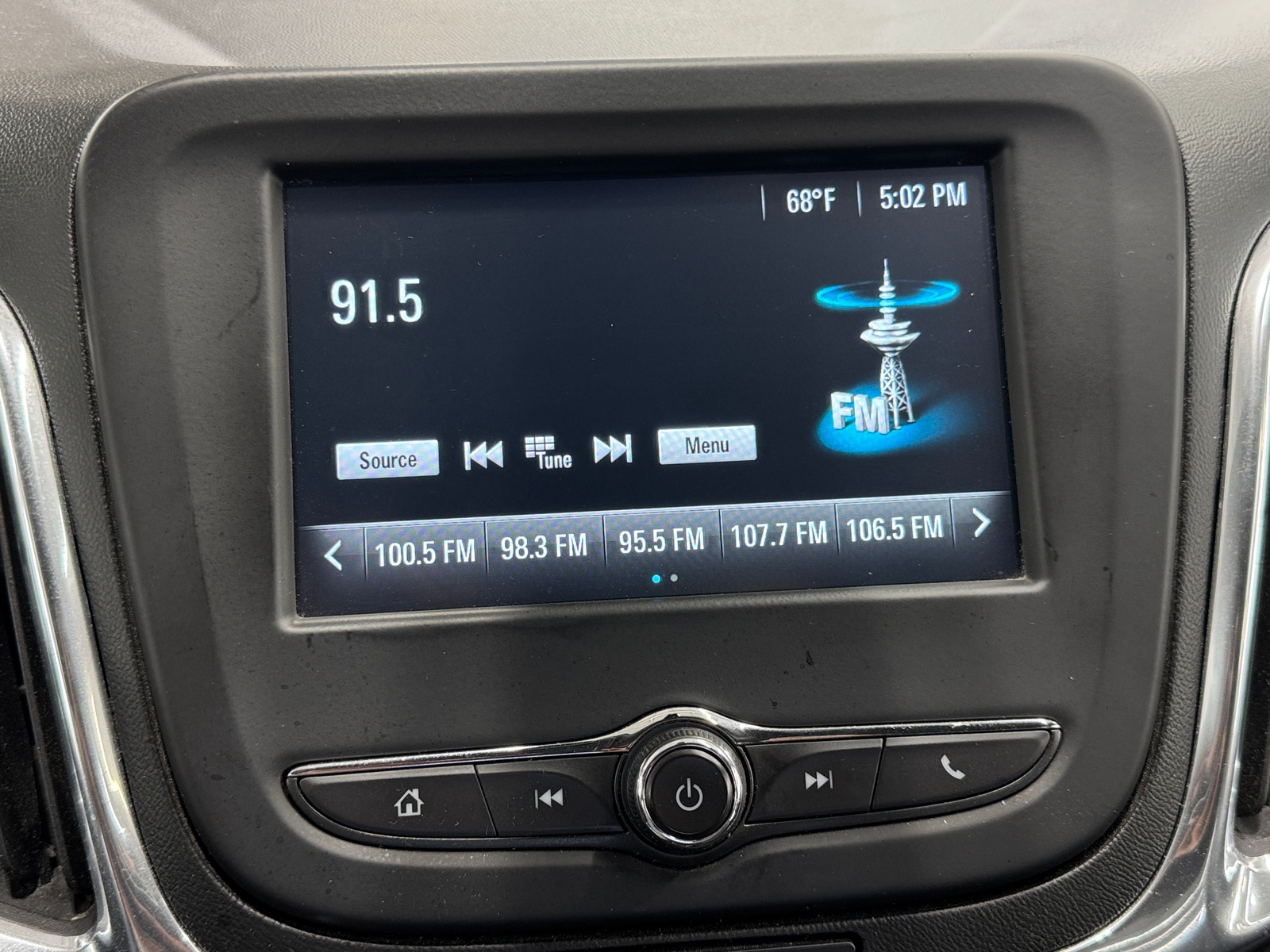 Thumbnail: 2018 Chevrolet Equinox - 4