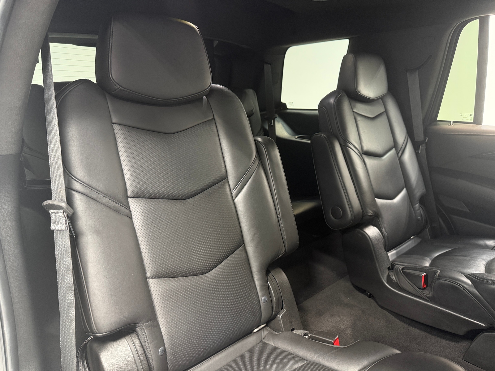 Thumbnail: 2019 Cadillac Escalade - 6