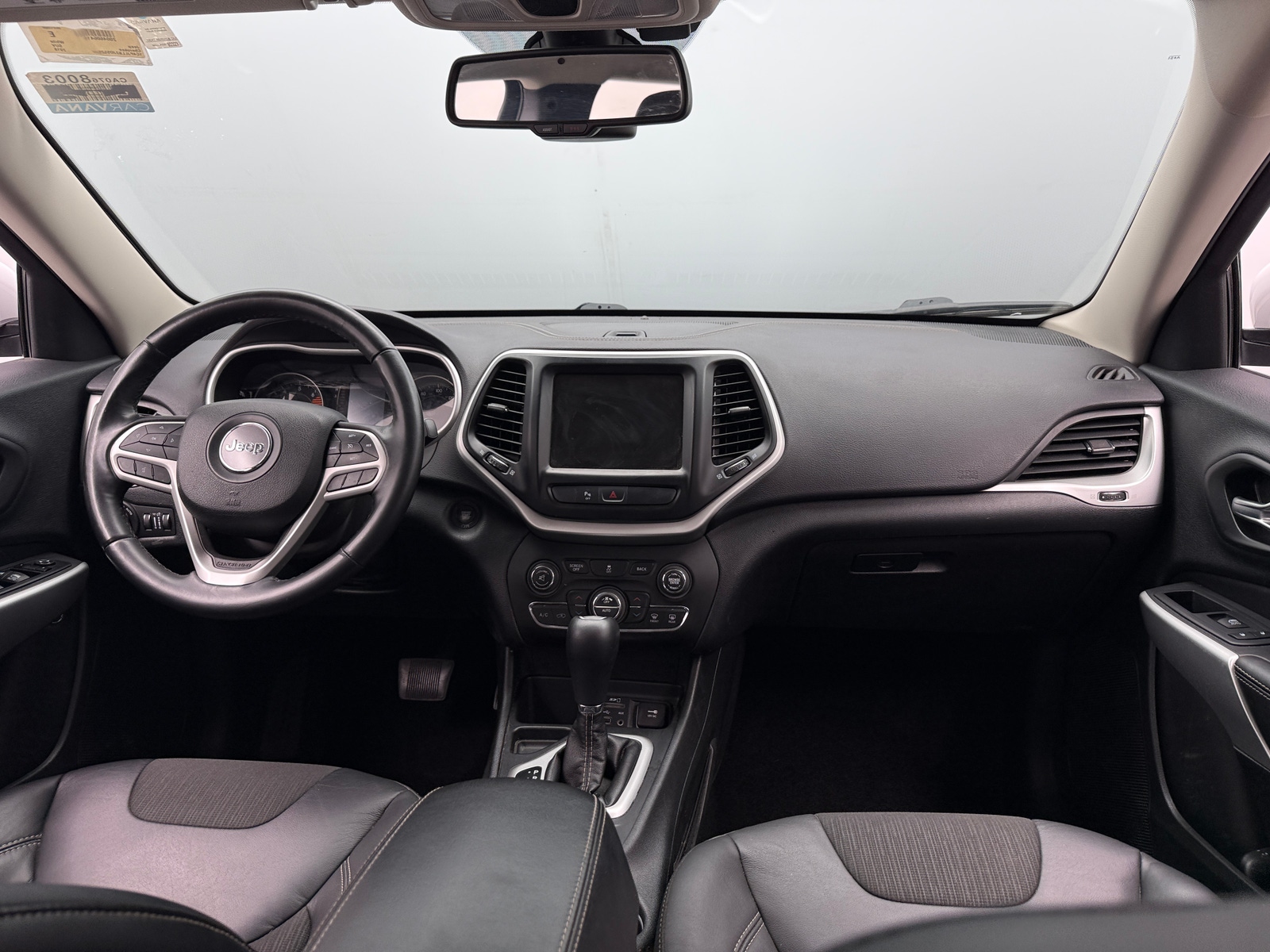 Thumbnail: 2018 Jeep Cherokee - 3