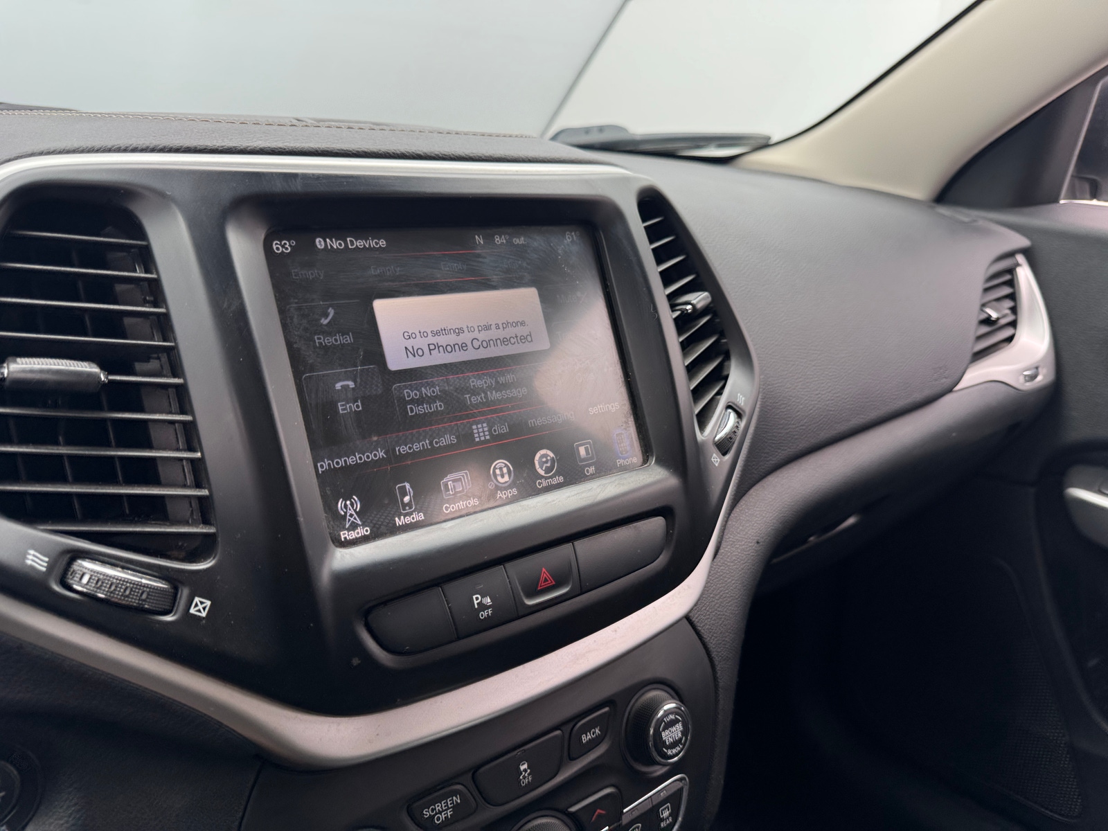 Thumbnail: 2018 Jeep Cherokee - 4