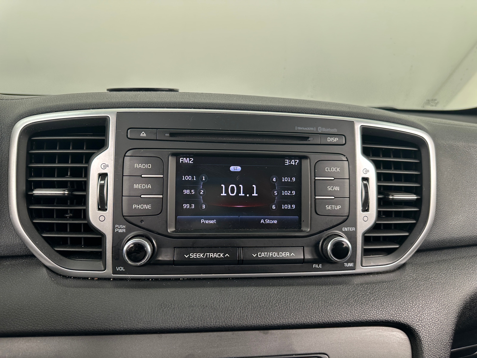 Thumbnail: 2018 Kia Sportage - 4
