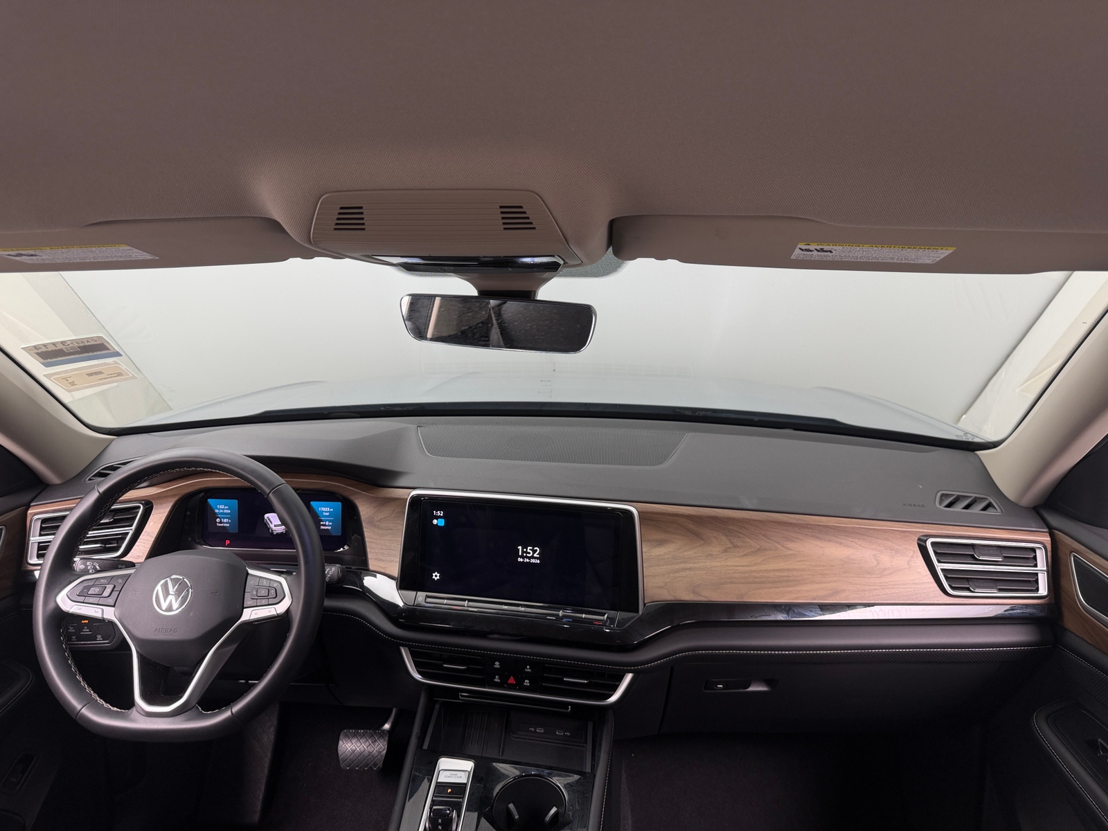 Thumbnail: 2026 Volkswagen Atlas - 2