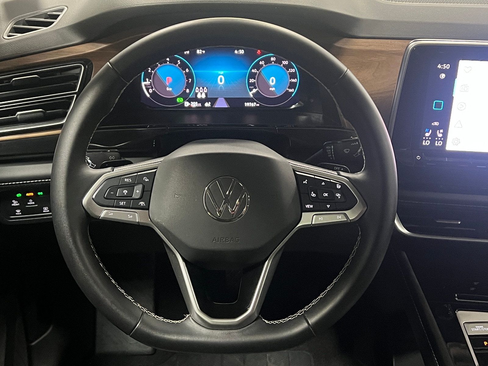 Thumbnail: 2026 Volkswagen Atlas - 4