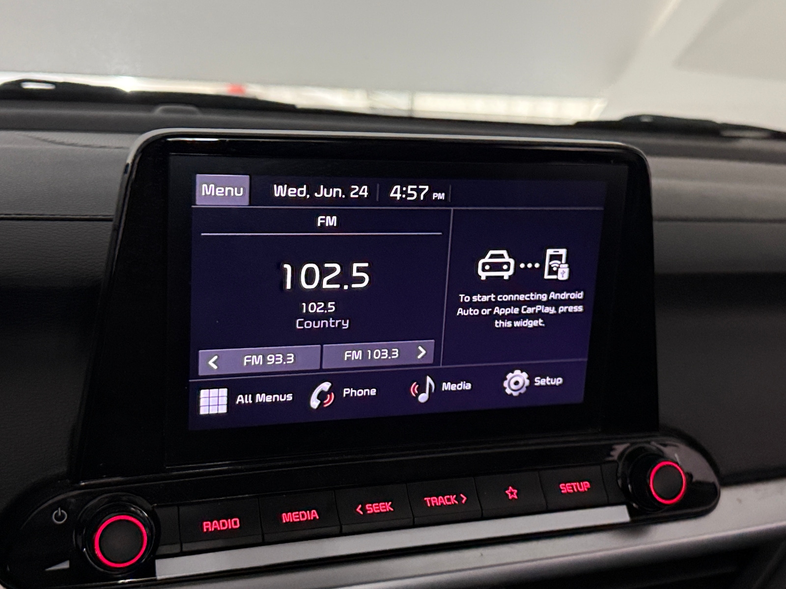 Thumbnail: 2024 Kia Forte - 4