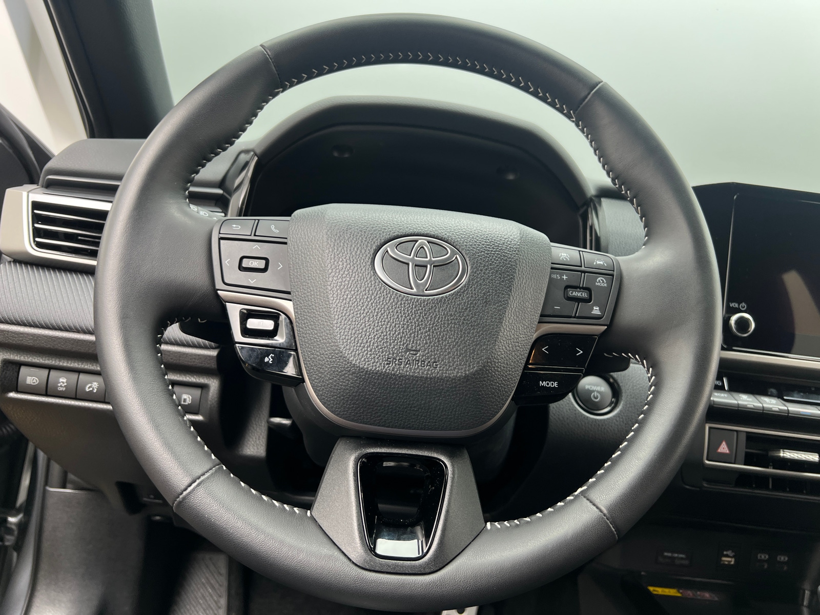 Thumbnail: 2026 Toyota Camry - 5