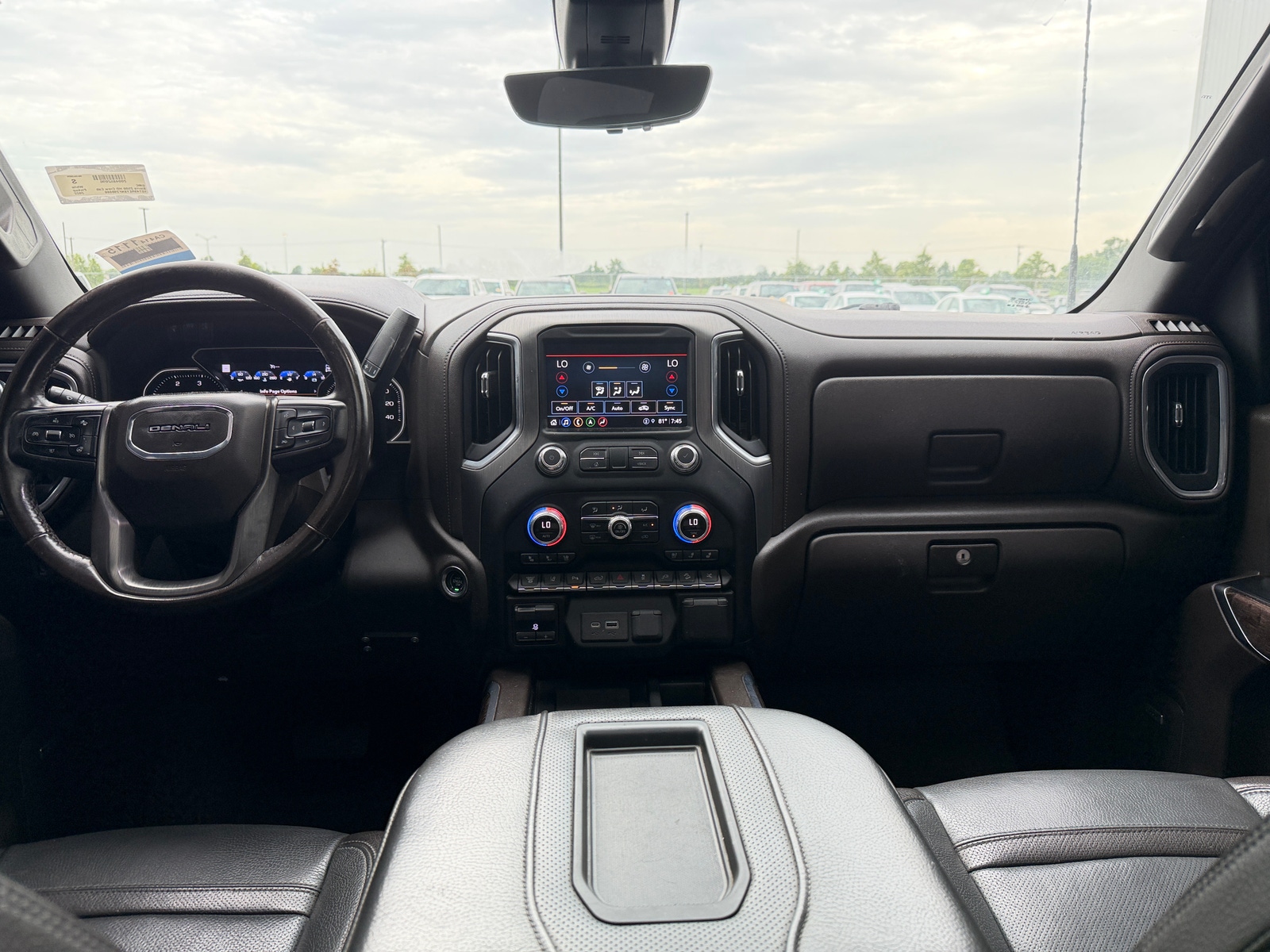 Thumbnail: 2022 GMC Sierra 2500 - 2