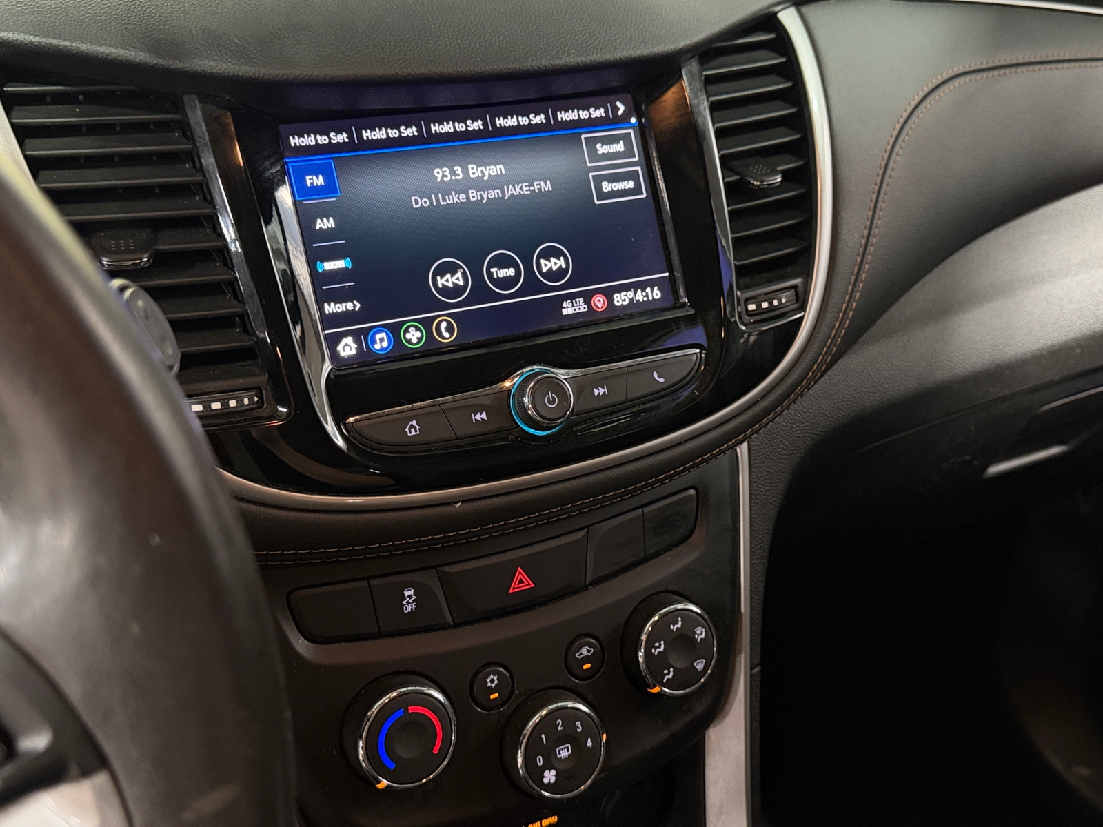 Thumbnail: 2022 Chevrolet Trax - 4