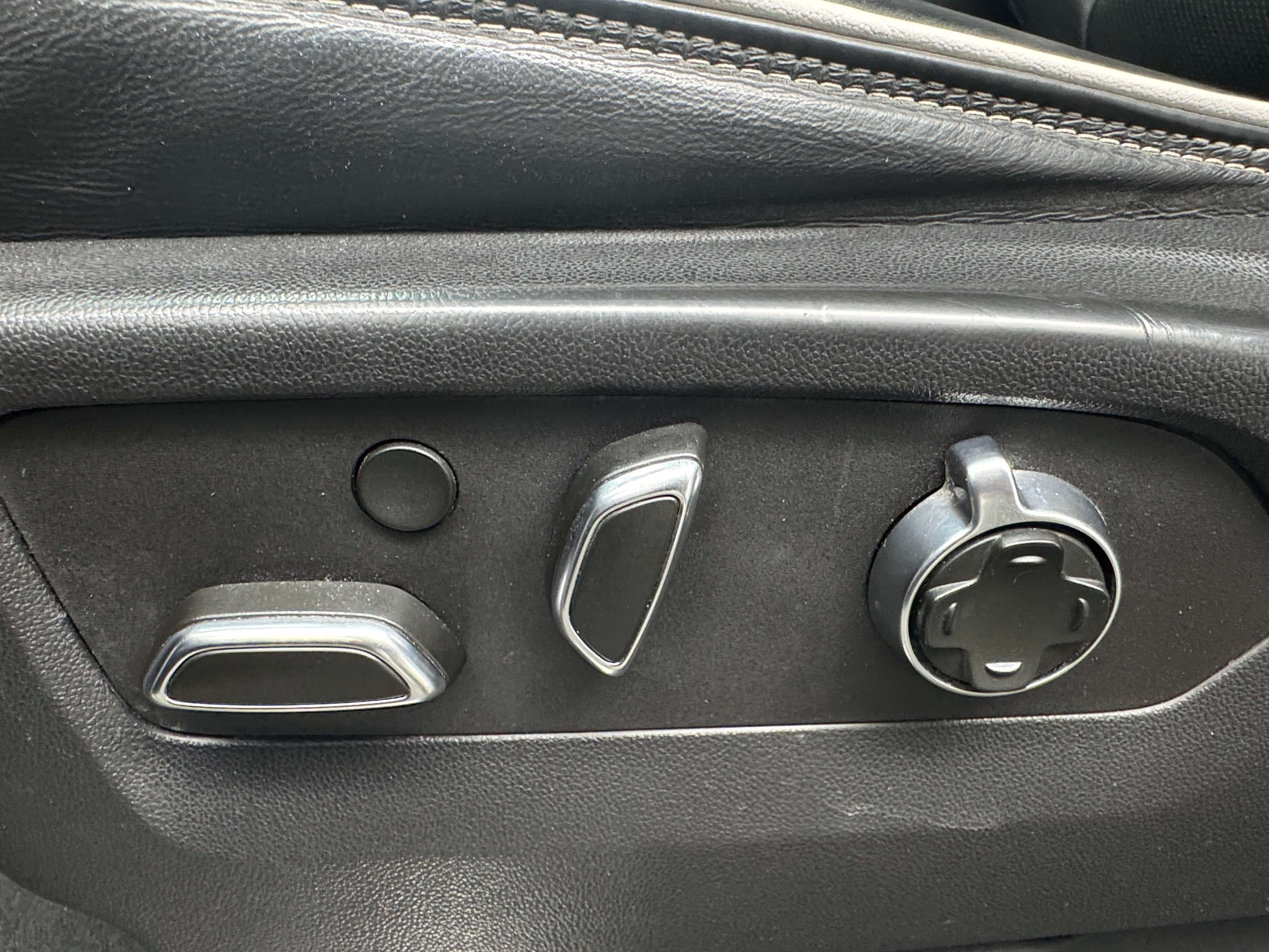 2022 GMC Sierra 1500 AT4X - Photo 10