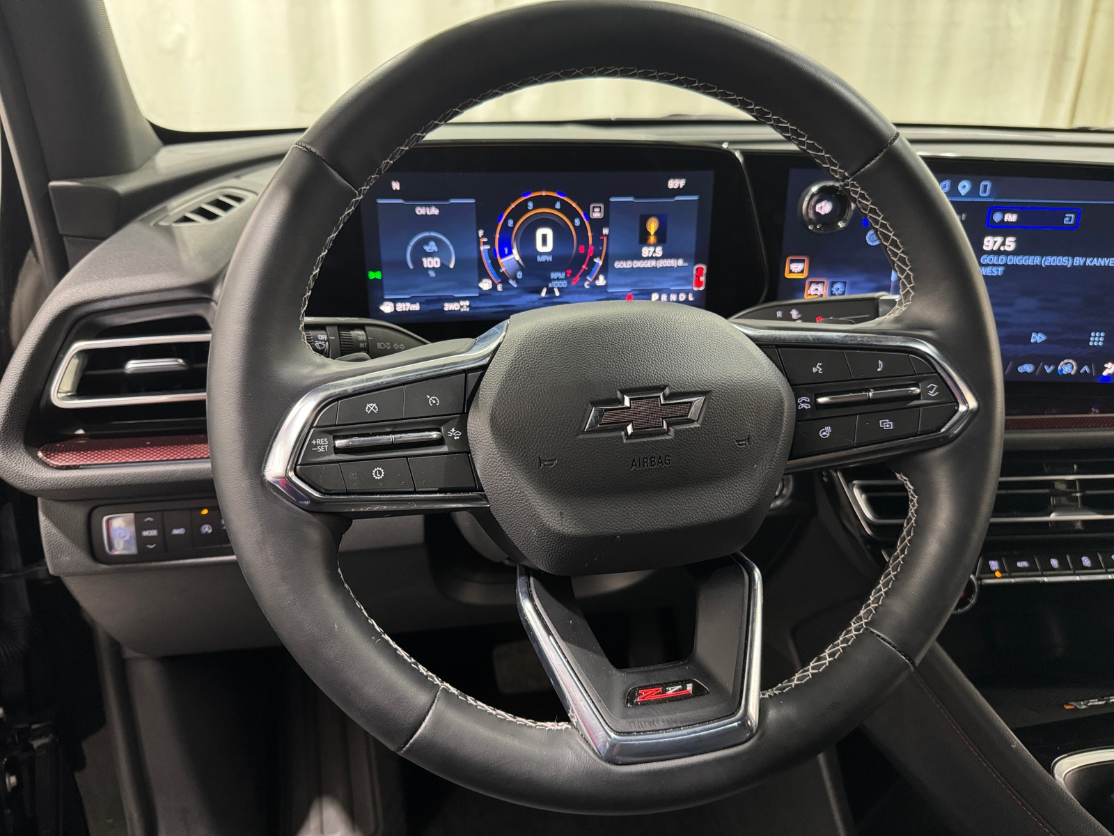 Thumbnail: 2026 Chevrolet Traverse - 4