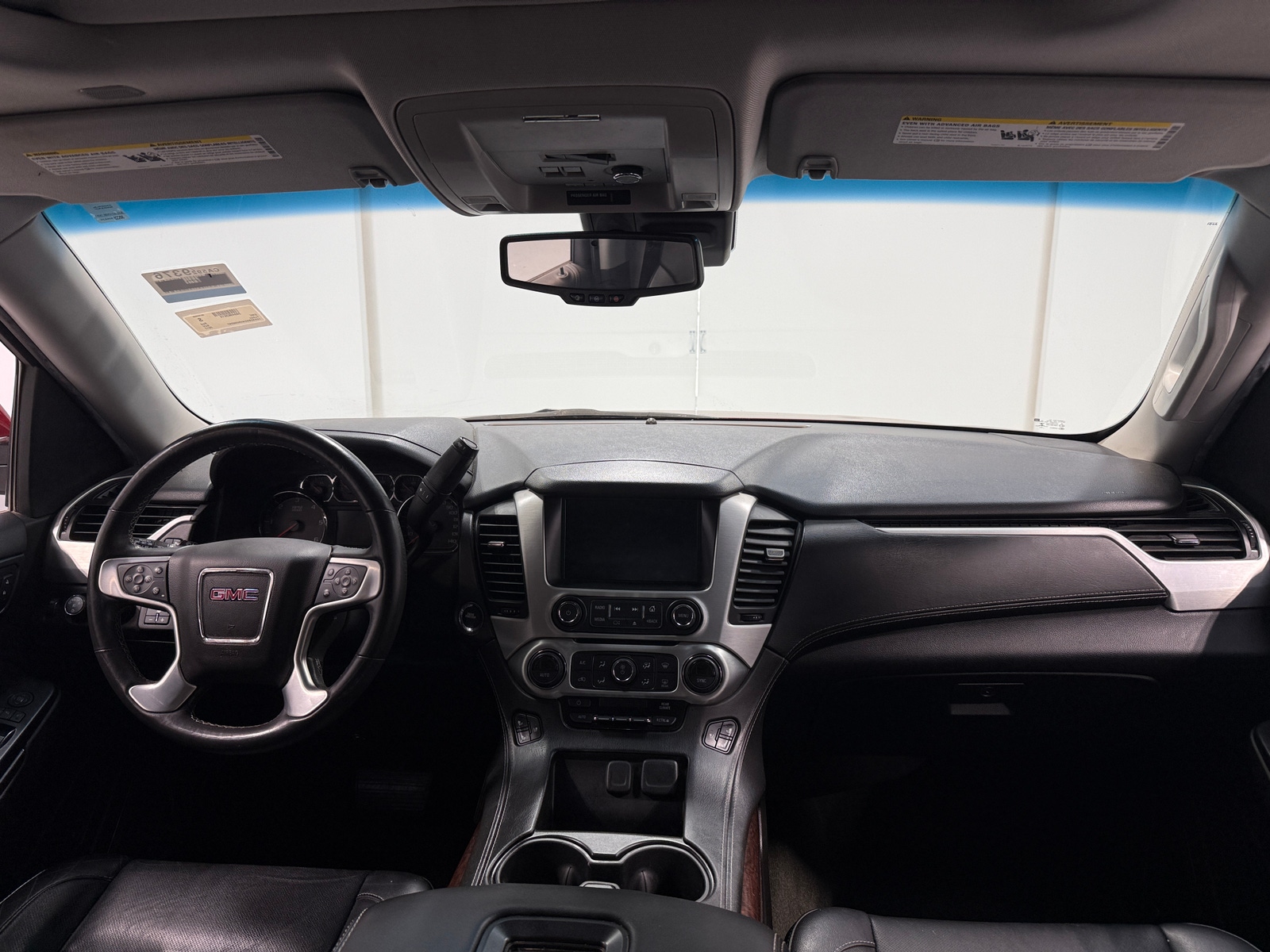 Thumbnail: 2017 GMC Yukon - 2