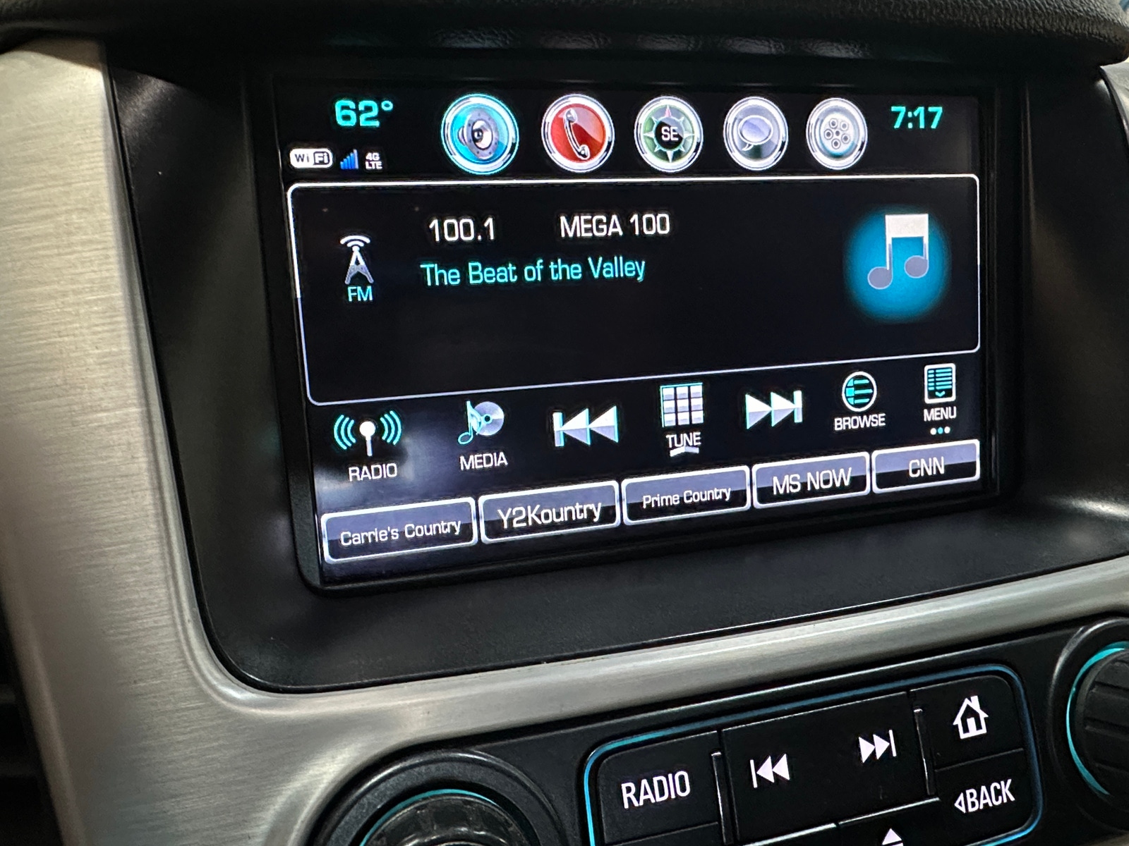 Thumbnail: 2017 GMC Yukon - 3