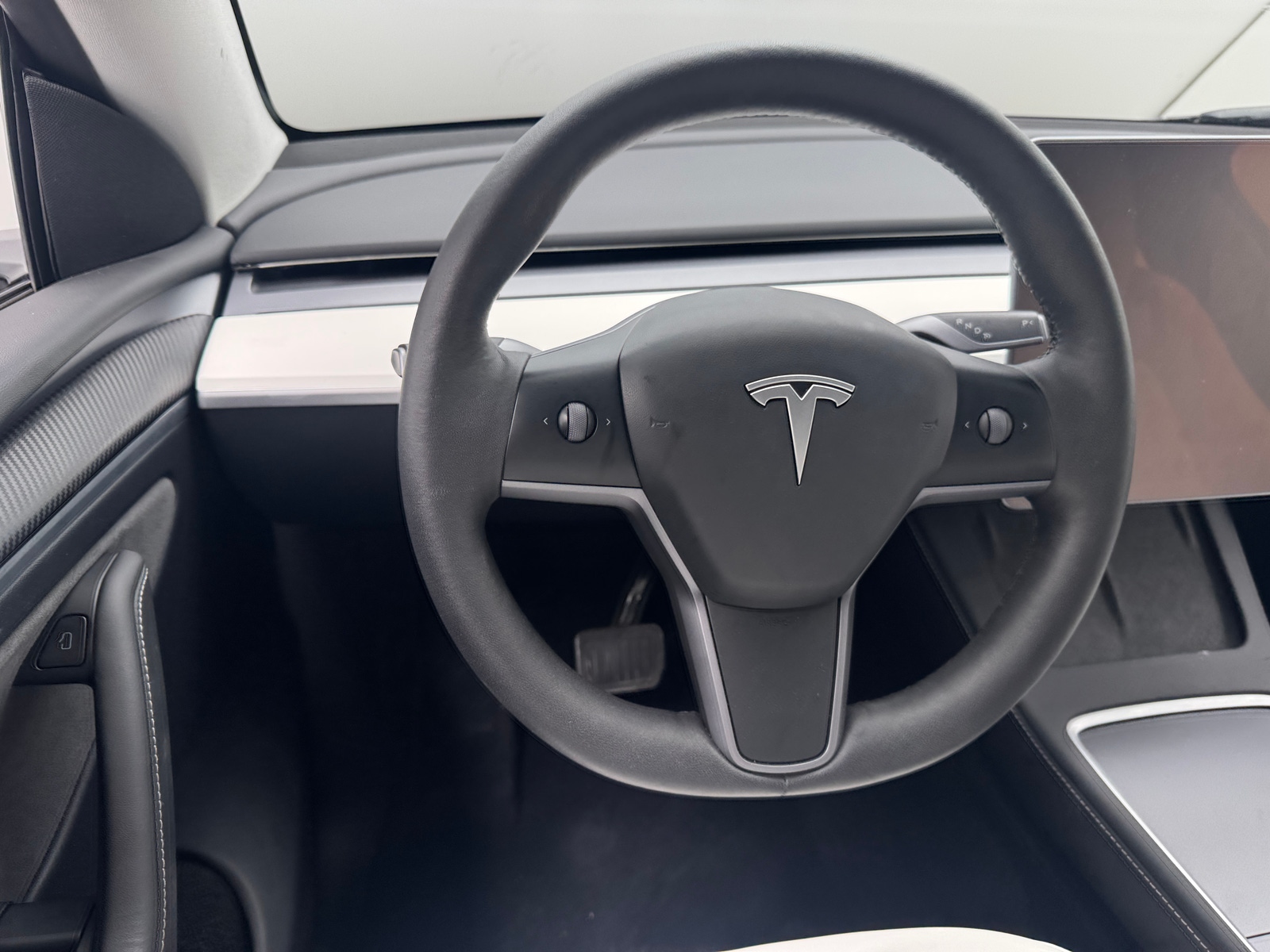 Thumbnail: 2023 Tesla Model Y - 4
